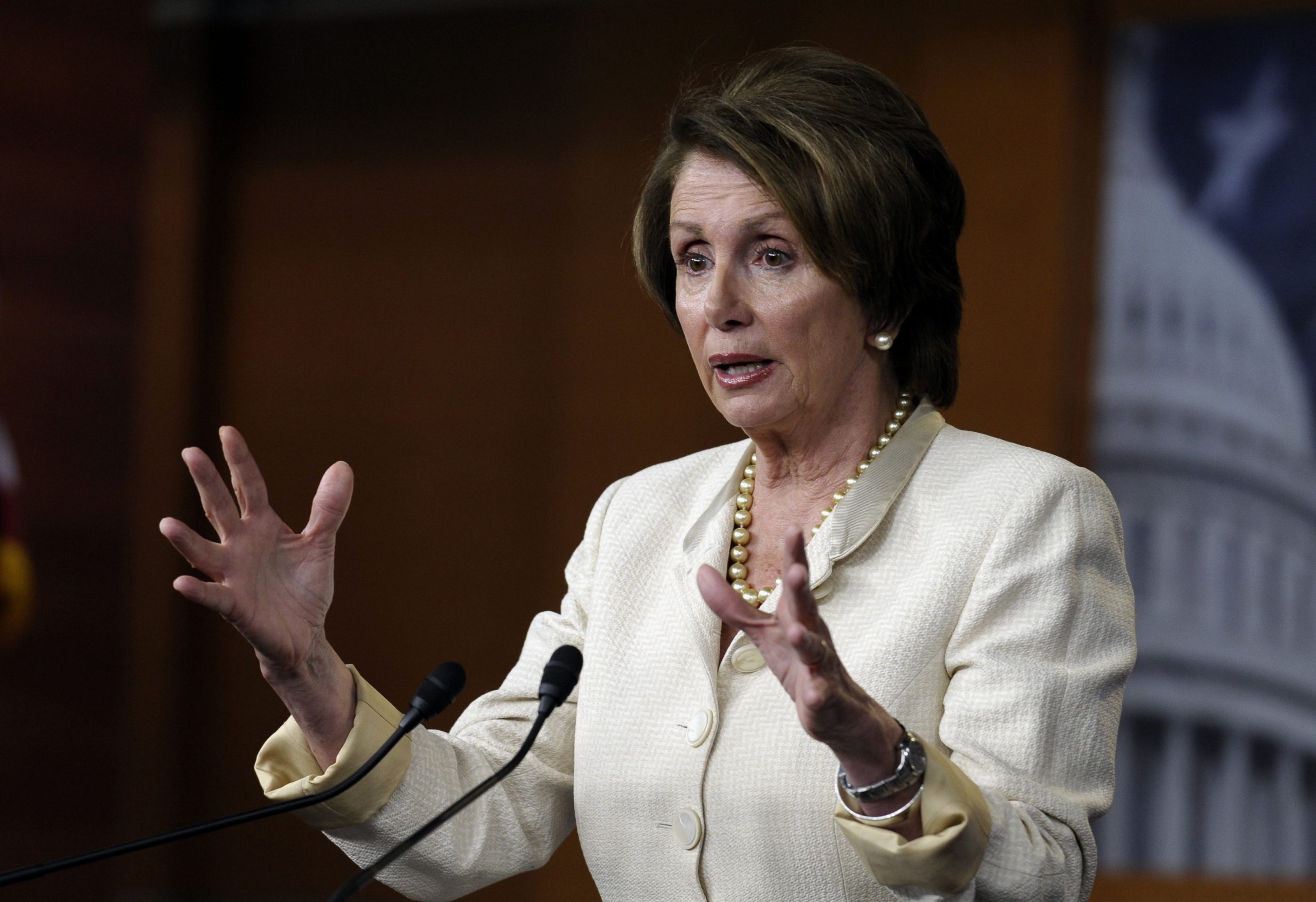 House spending bill increases deficit $800 billion over next five years