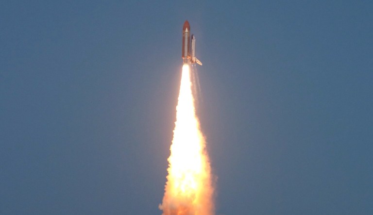 America ad astra