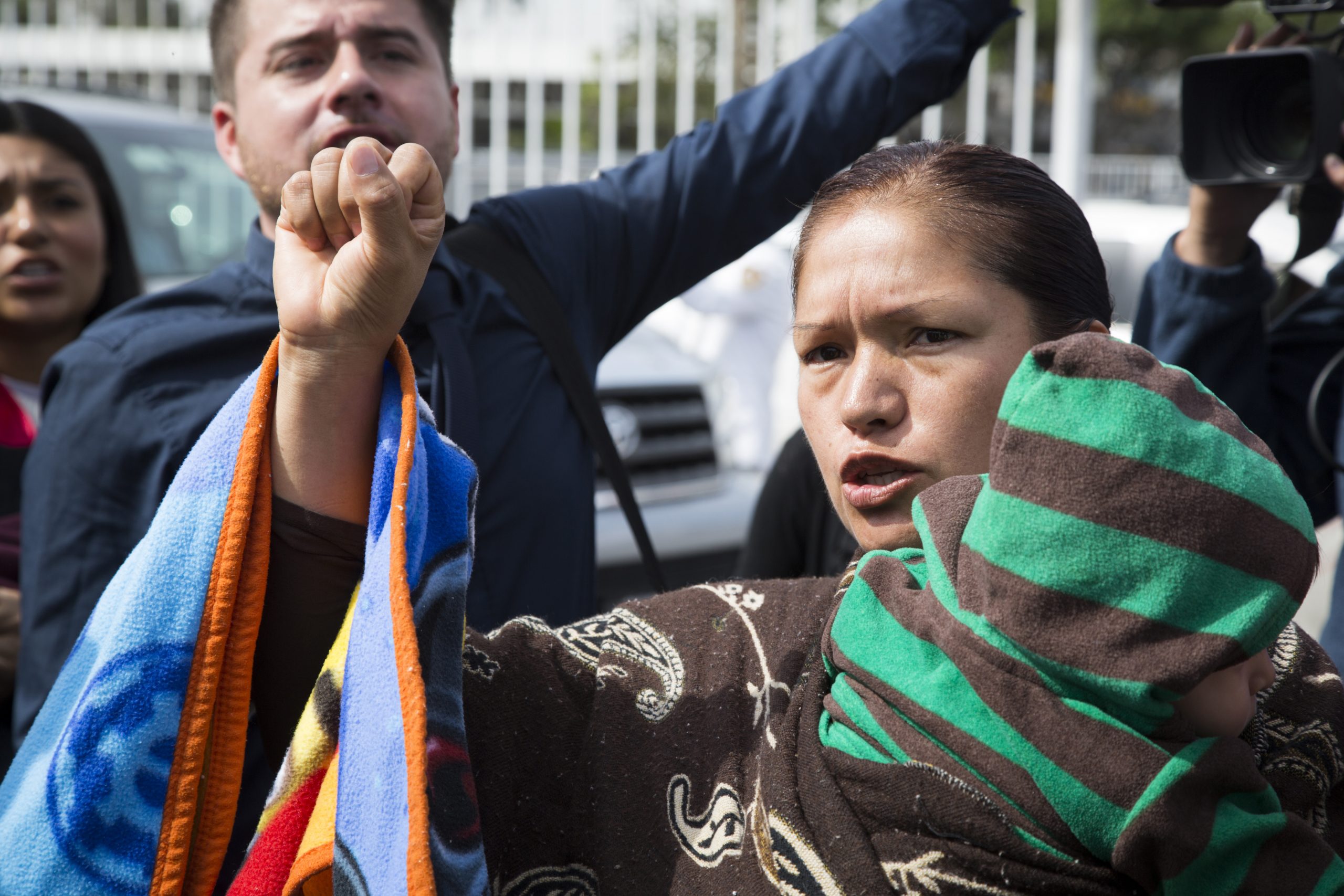 Deported immigrant activist asks for refuge in US