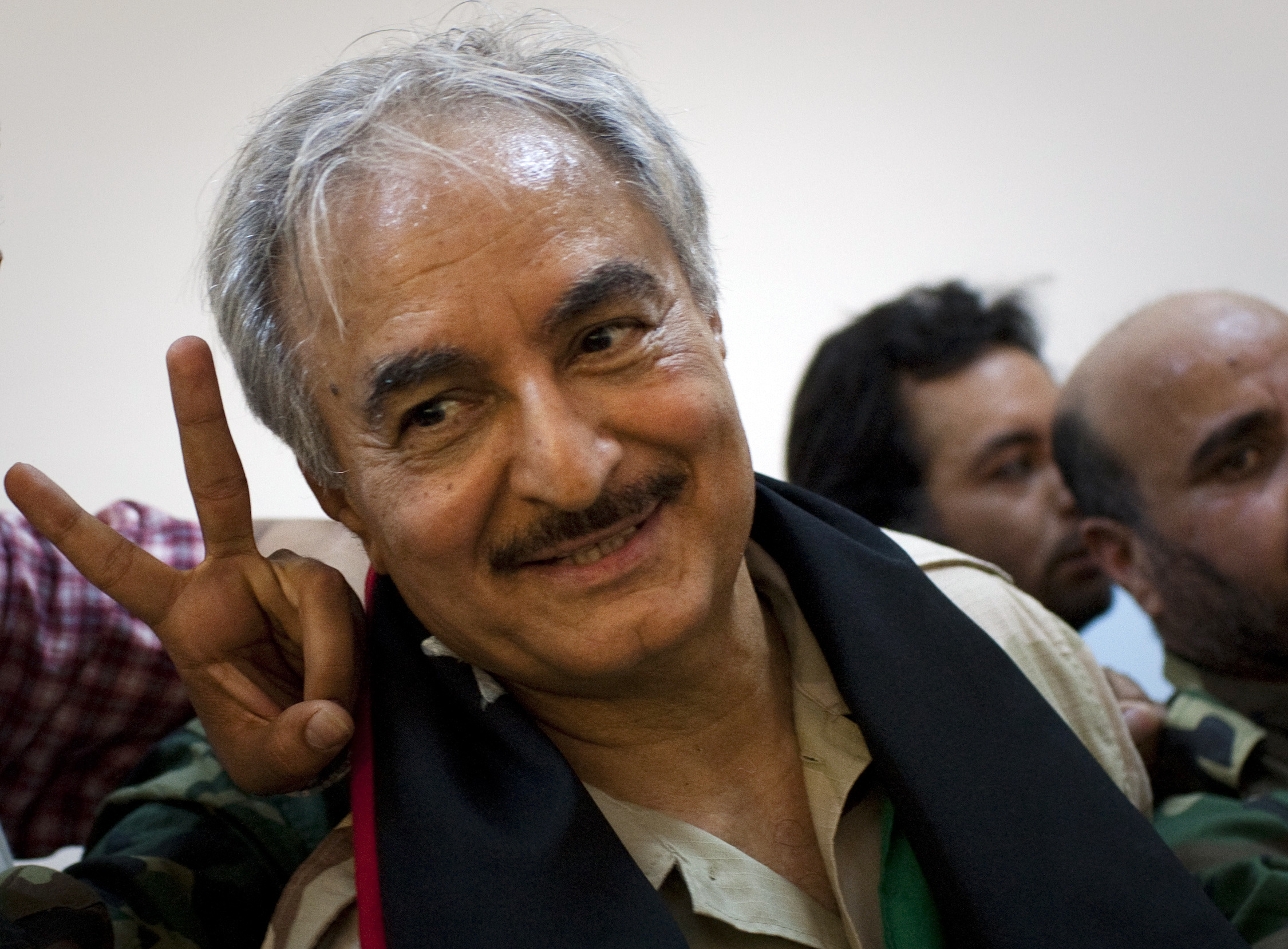 Rogue Libyan general welcomes protesters’ backing
