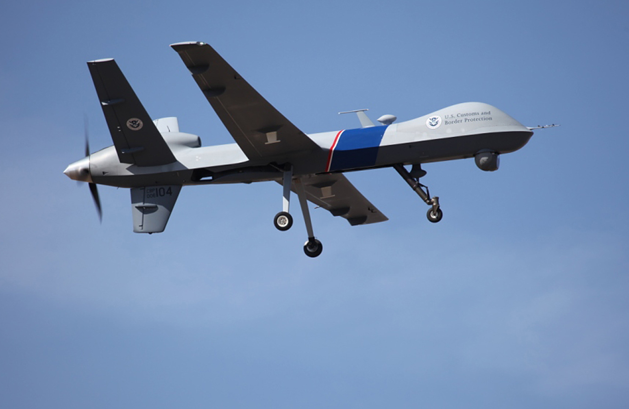Drone debate lands before Minnesota lawmakers
