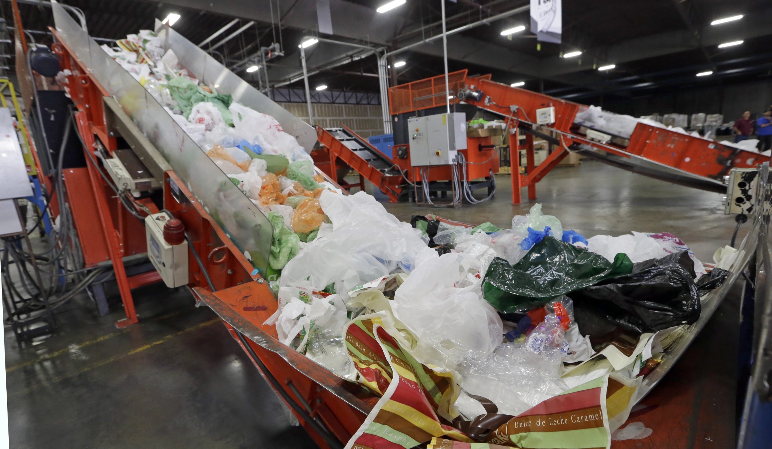 Single-use plastics to be banned in UK