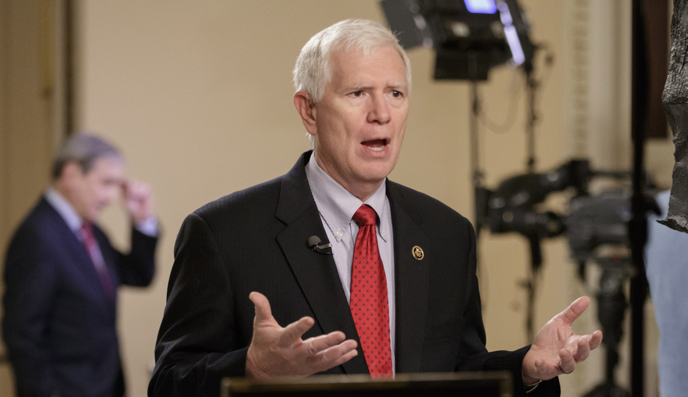 Open Senate primaries give Trump big opportunities for influence