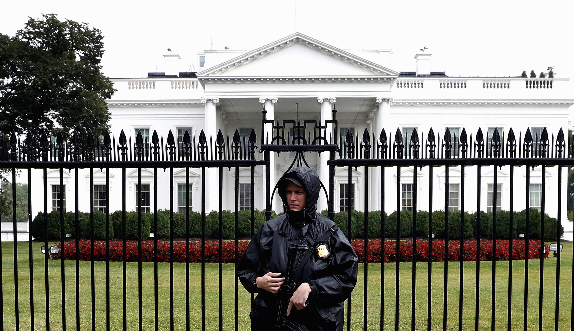 Man who assaulted Secret Service officer yelled ‘Where is the president?’, federal court docs say