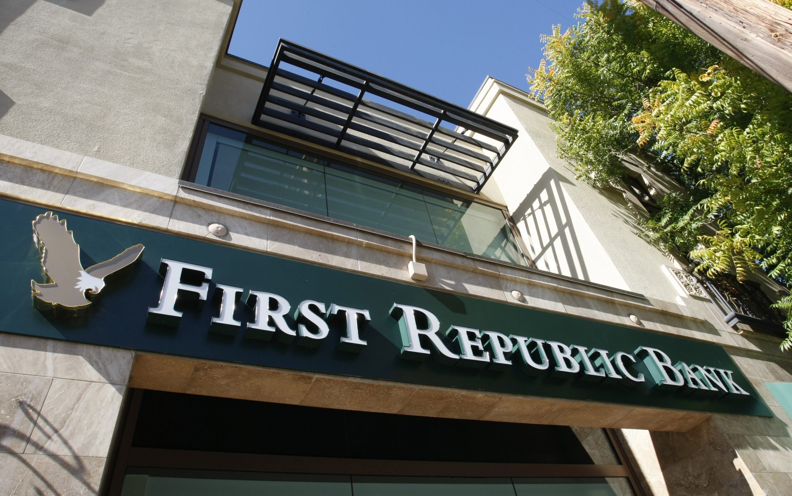 $30 billion rescue of First Republic Bank announced by major banks