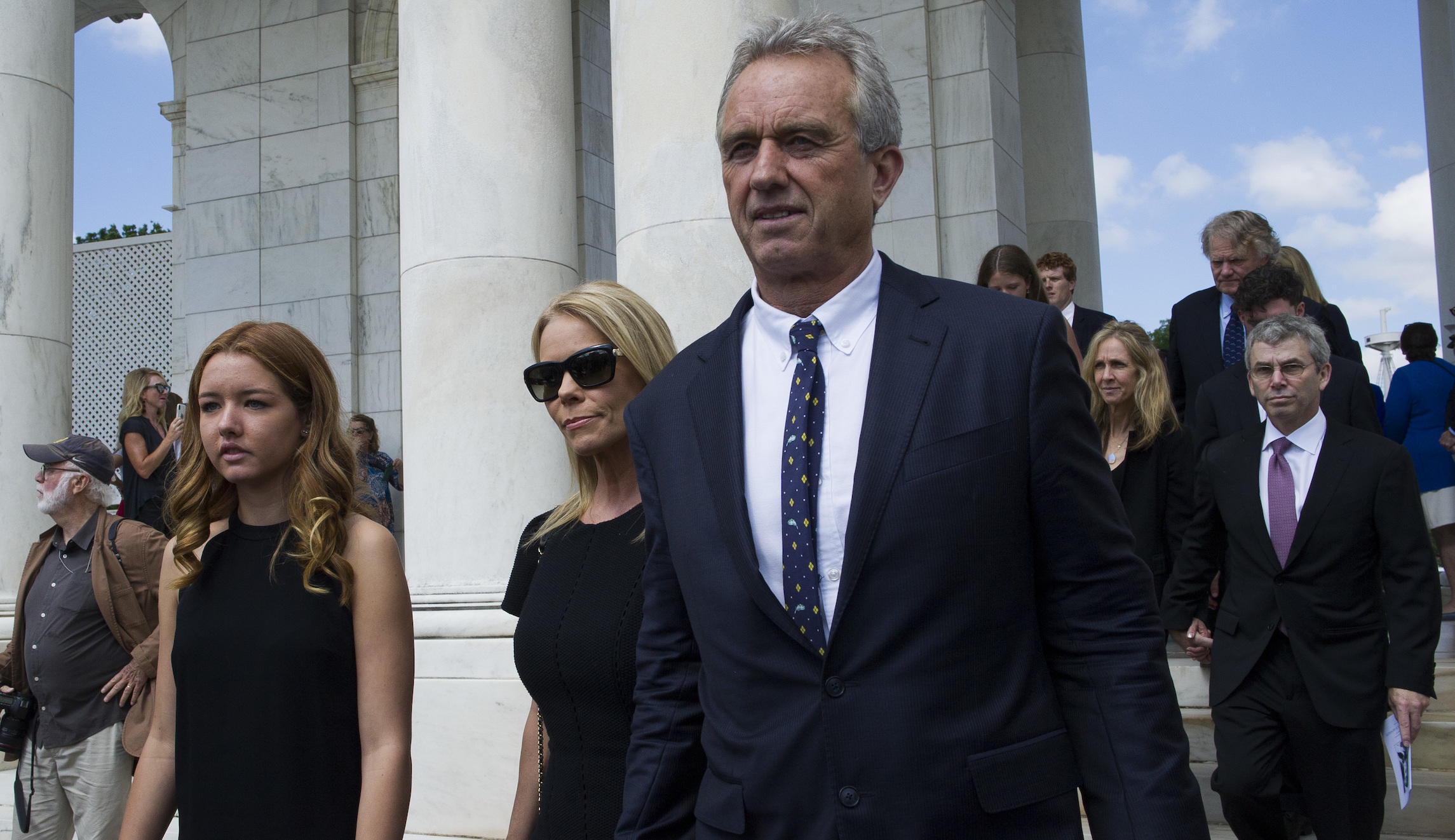 Let RFK Jr. debate