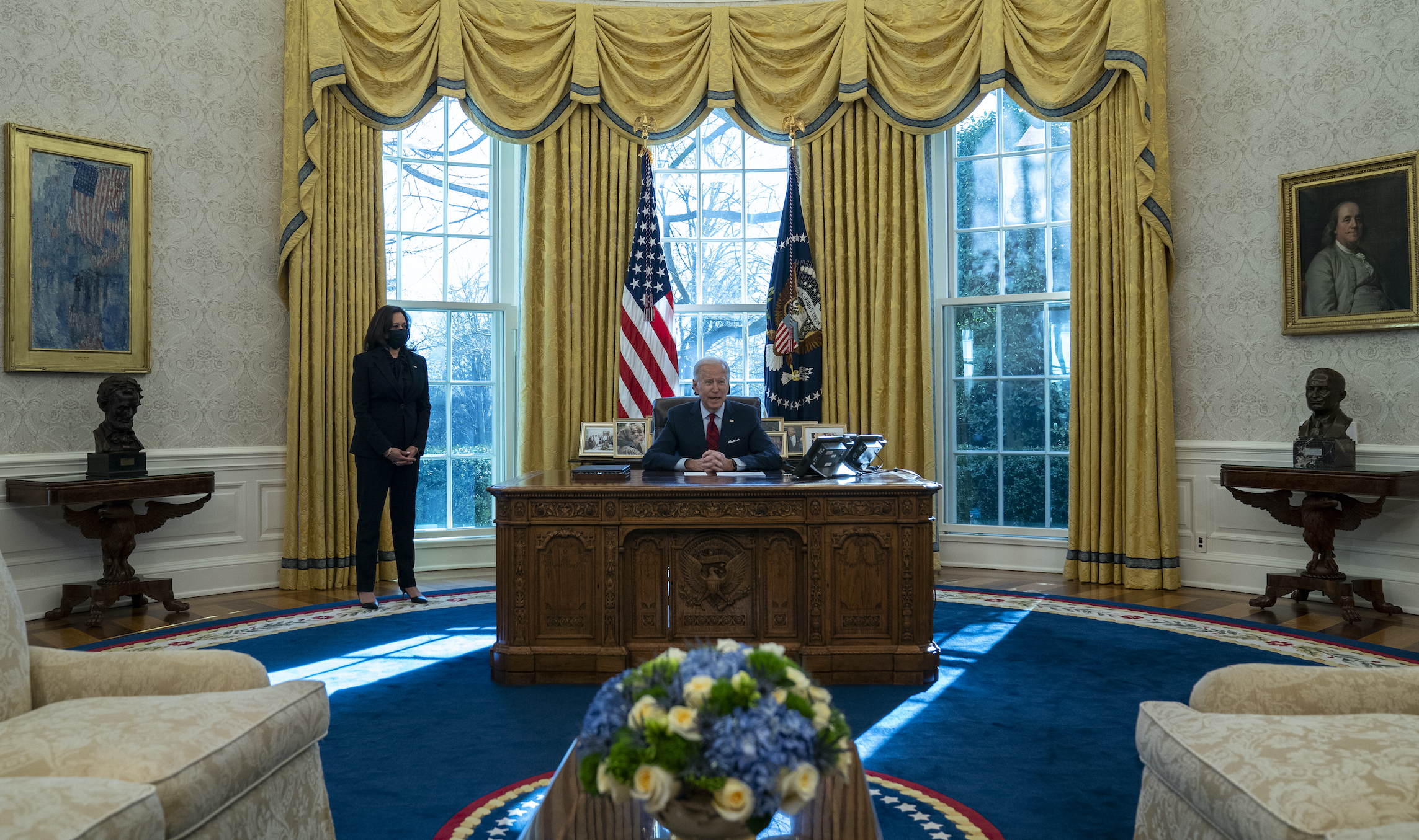 Across the street and over his shoulder: Harris shares limelight with Biden