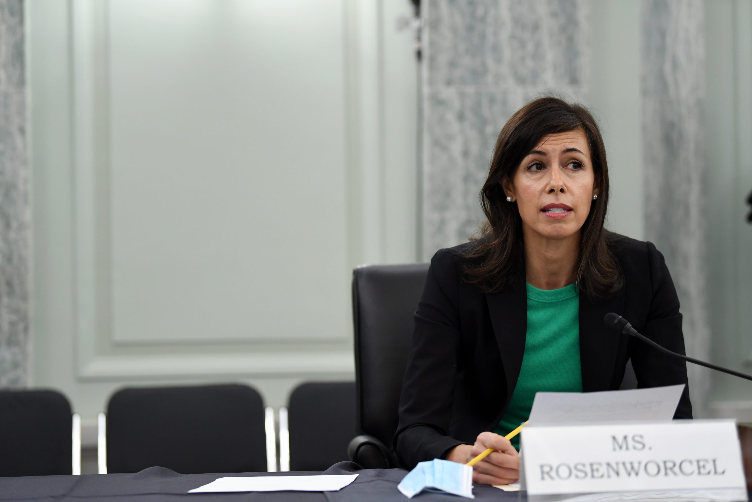 FCC asks tech companies about geolocation practices amid abortion data worries