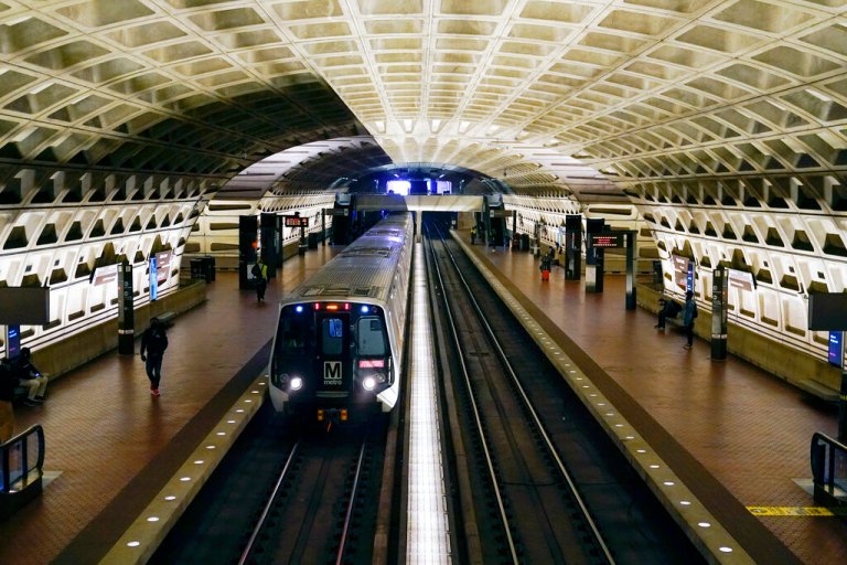 DC Metro official takes picture of random man’s crotch and posts it