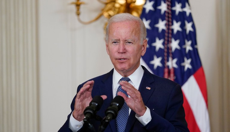 White House ‘leaning toward’ canceling $10K in student debt: Report