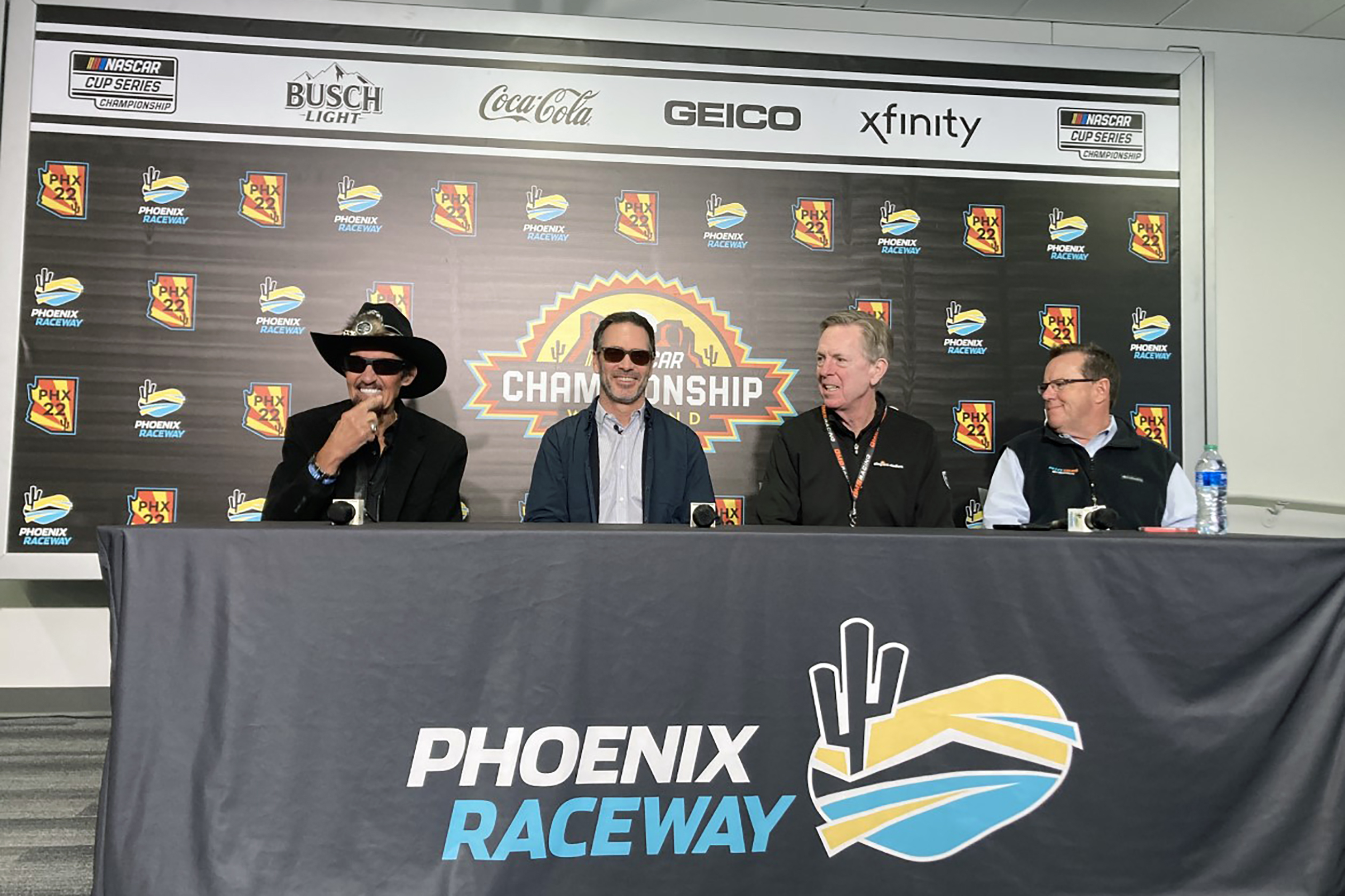 NASCAR Johnson Returns Auto Racing
