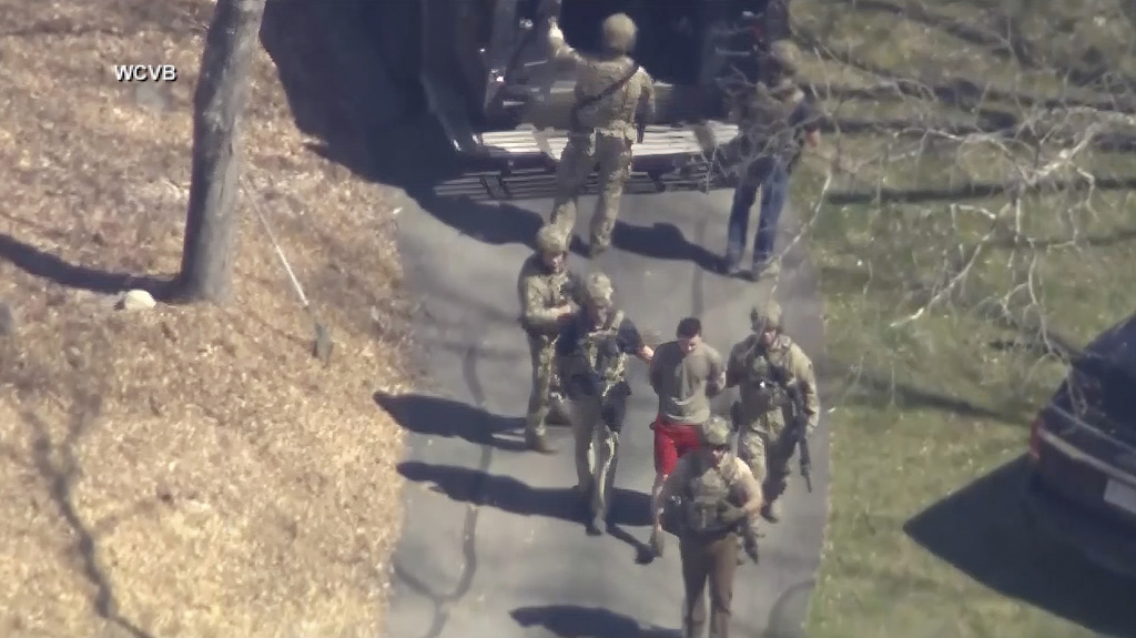 Suspect first leaked text of classified docs around December, affidavit says