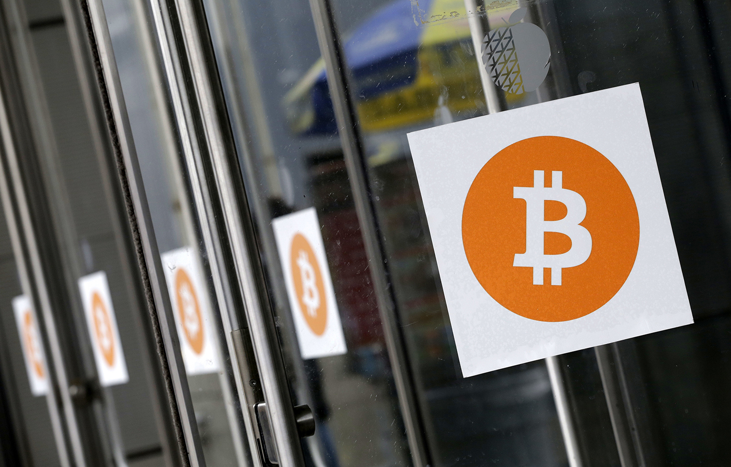 Bitcoin too ‘libertarian’ for Hillary Clinton