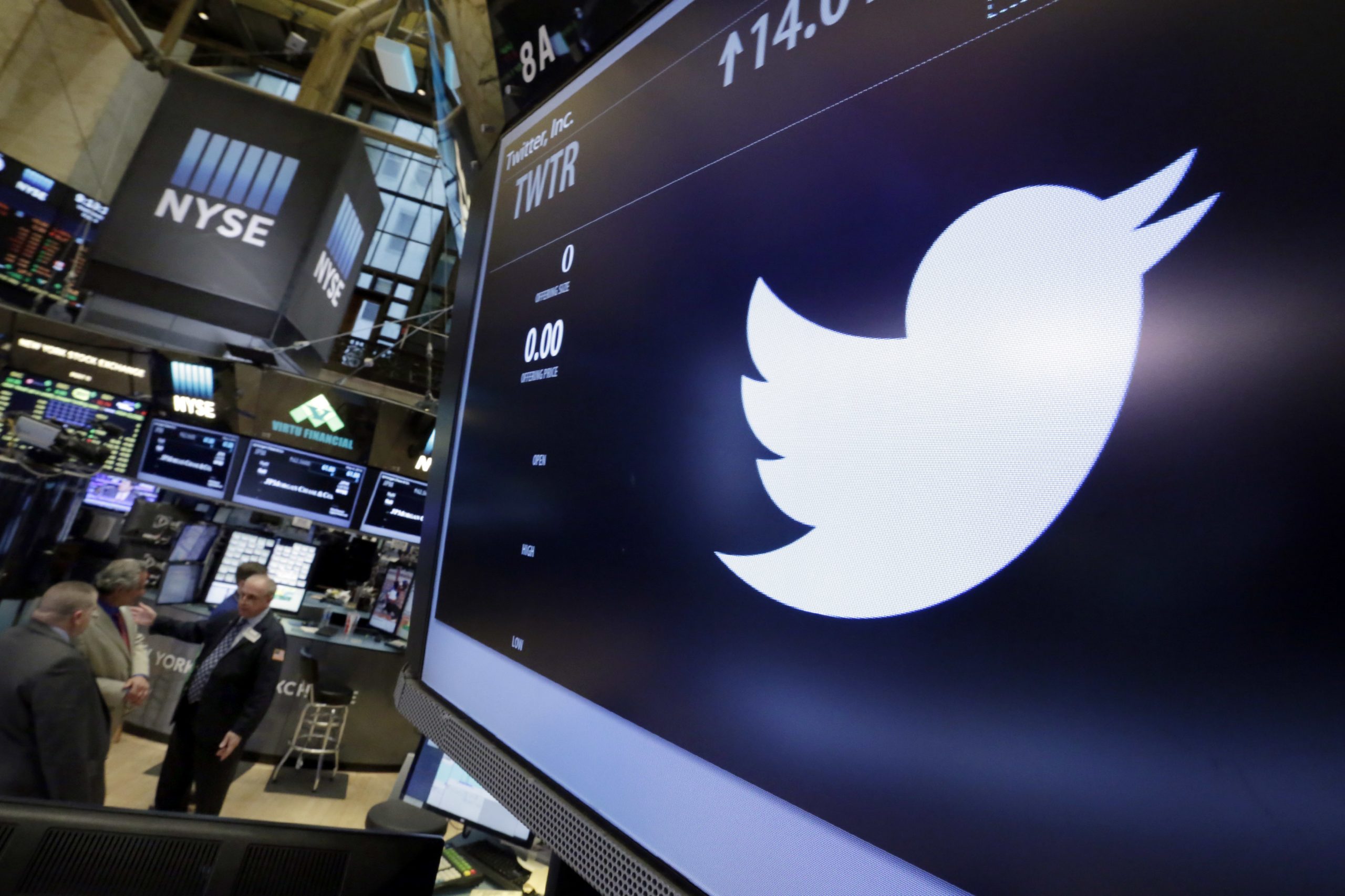 Twitter braces for layoffs and huge changes under Musk