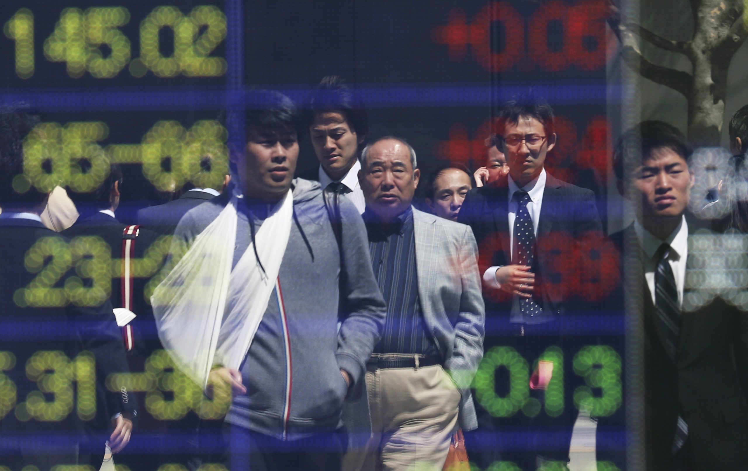 Tech sell-off roils global markets