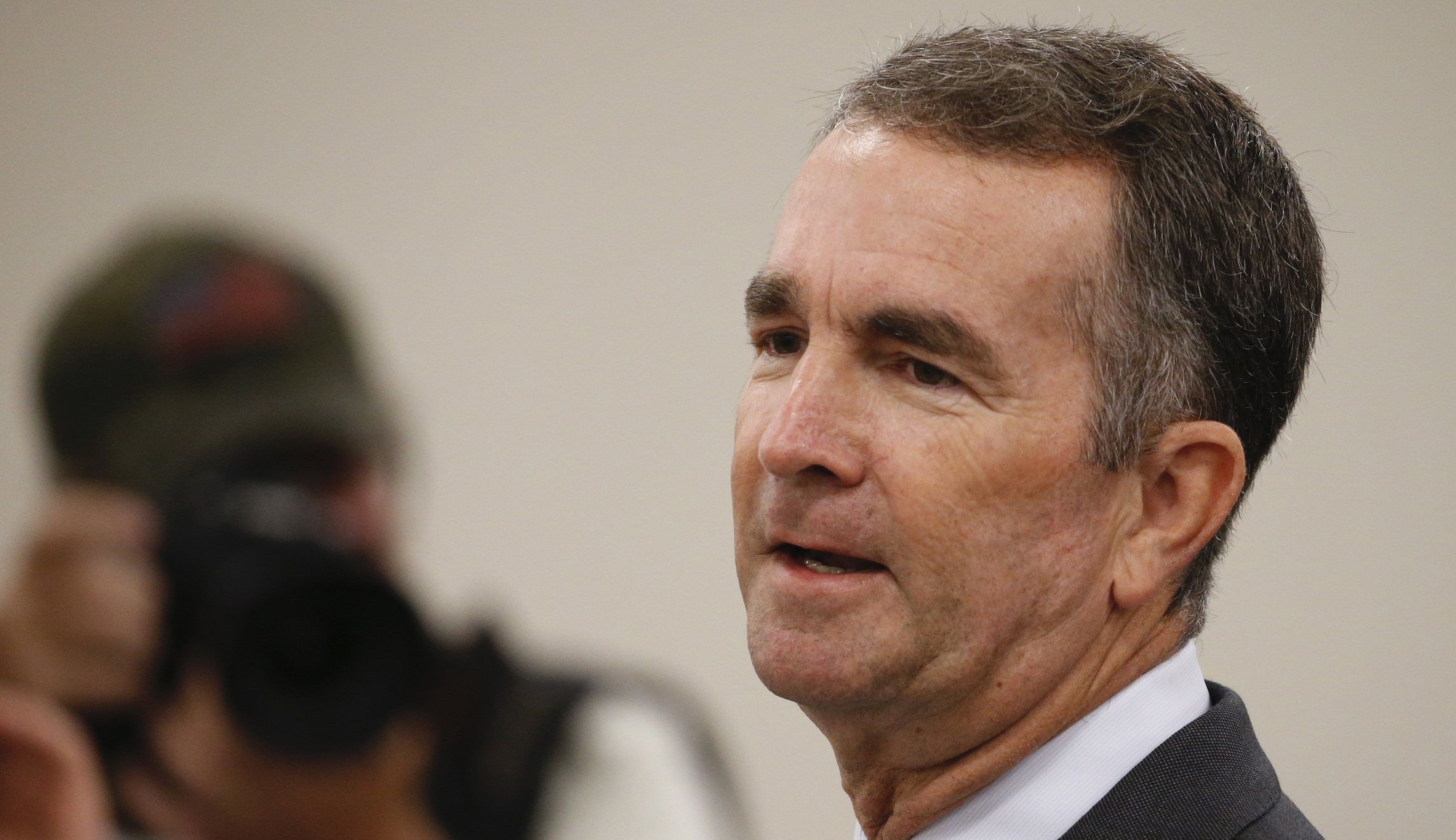 Virginia governor issues 30-day state of emergency aimed to provide relief for hospitals and healthcare workers