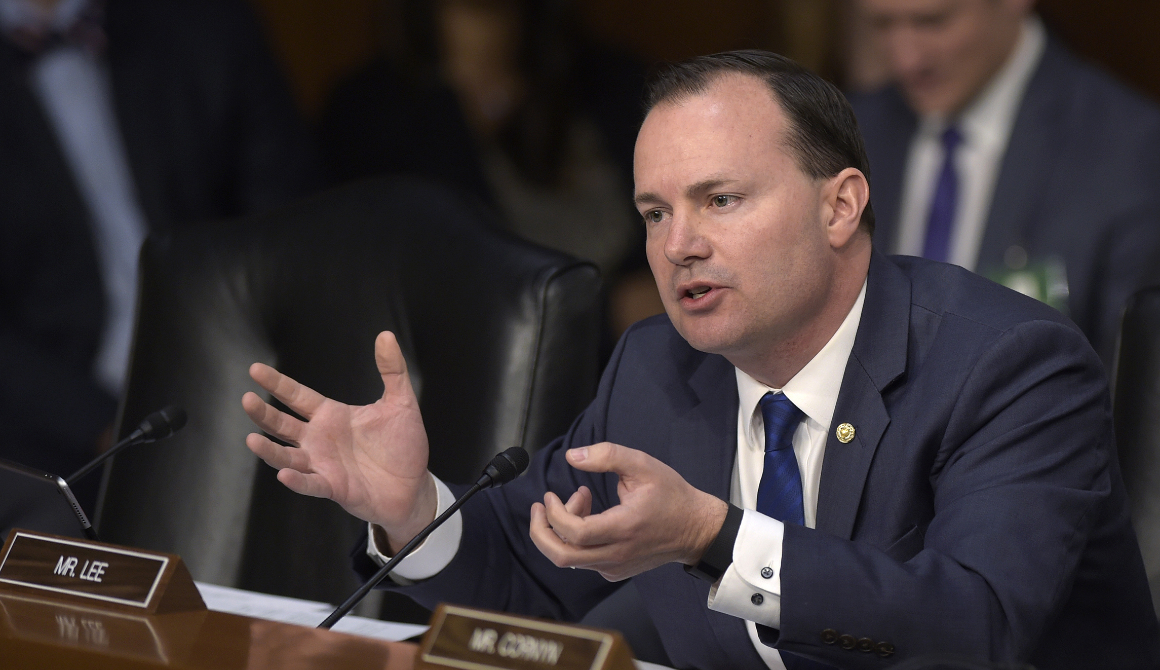 Sen. Mike Lee tests positive for the coronavirus