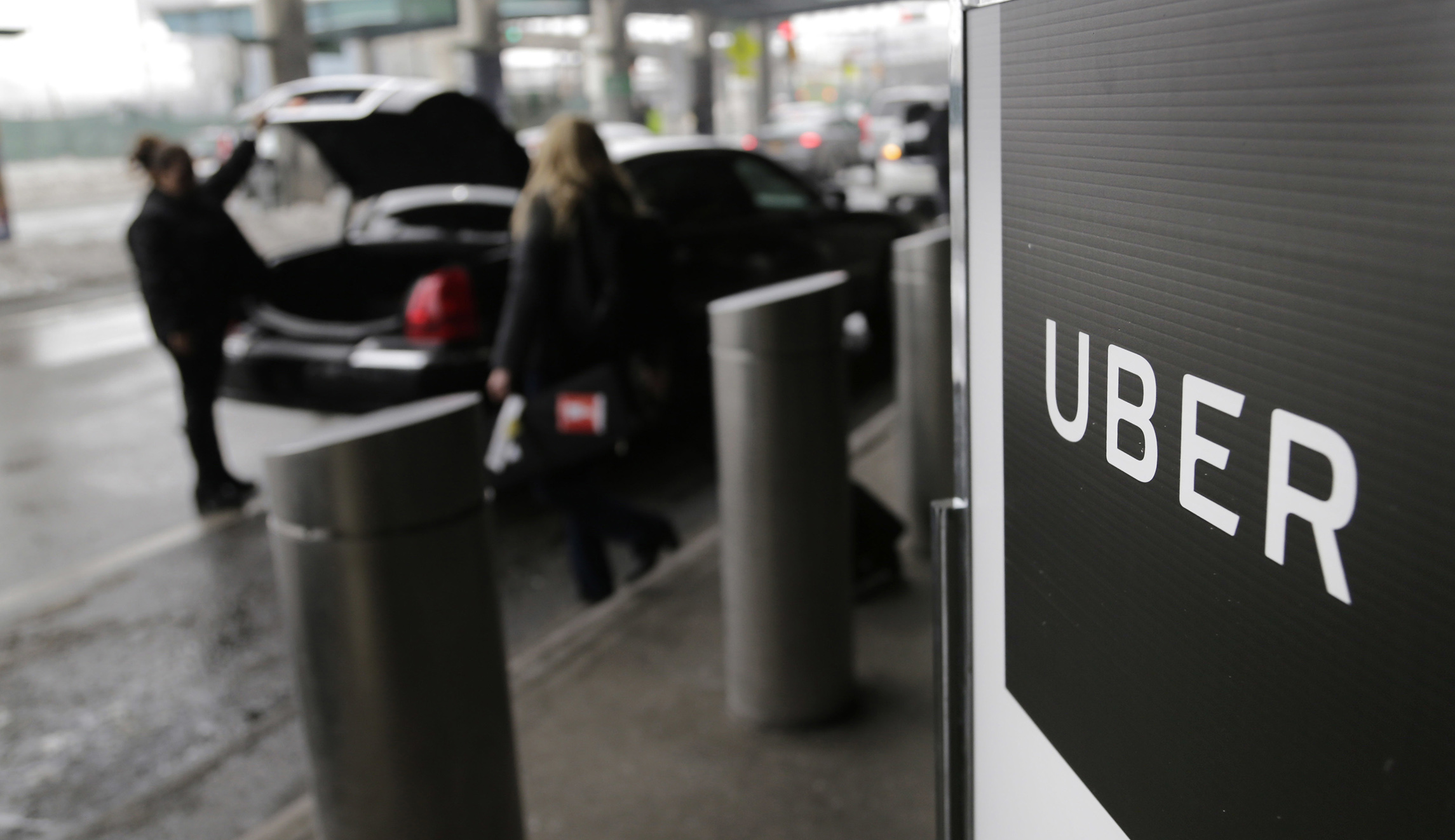 Deadly Uber mix-up prompts safety push from ride-share users