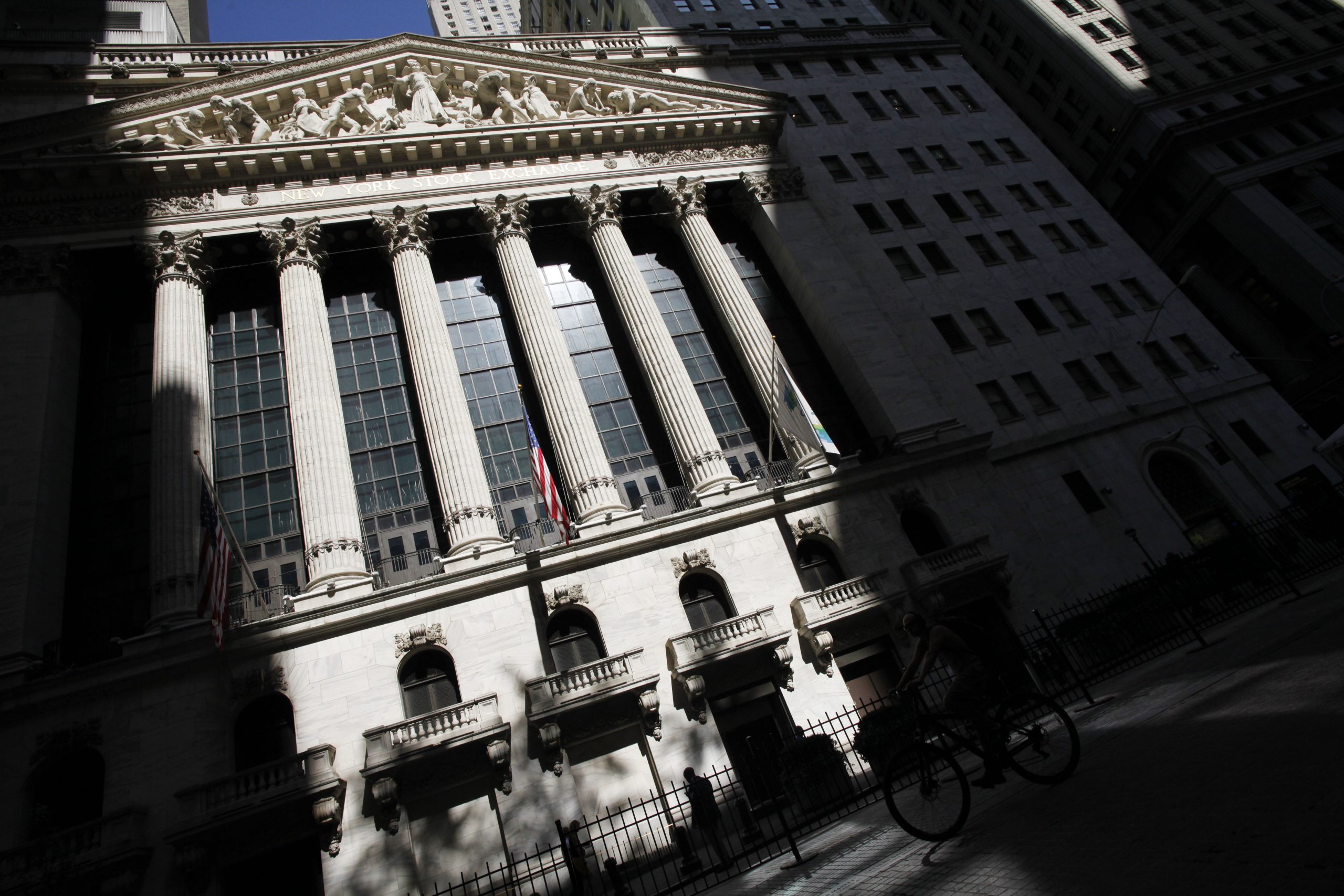 Stocks edge higher despite economic data