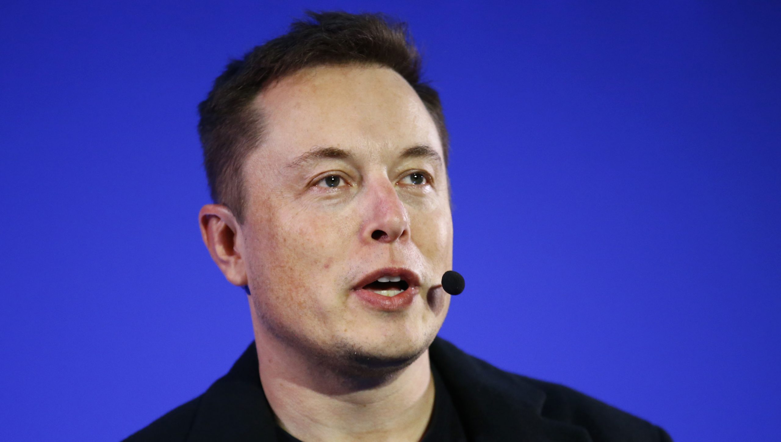 Musk sketches out vision for $8 a month subscription model for Twitter verification