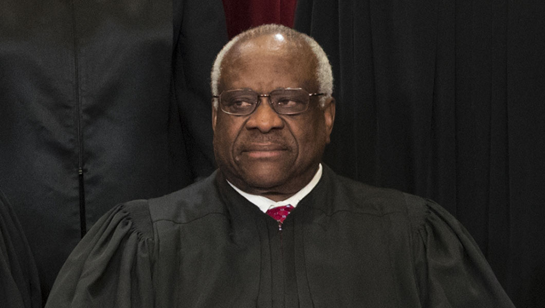 Clarence Thomas and Samuel Alito granted extensions to file financial disclosures