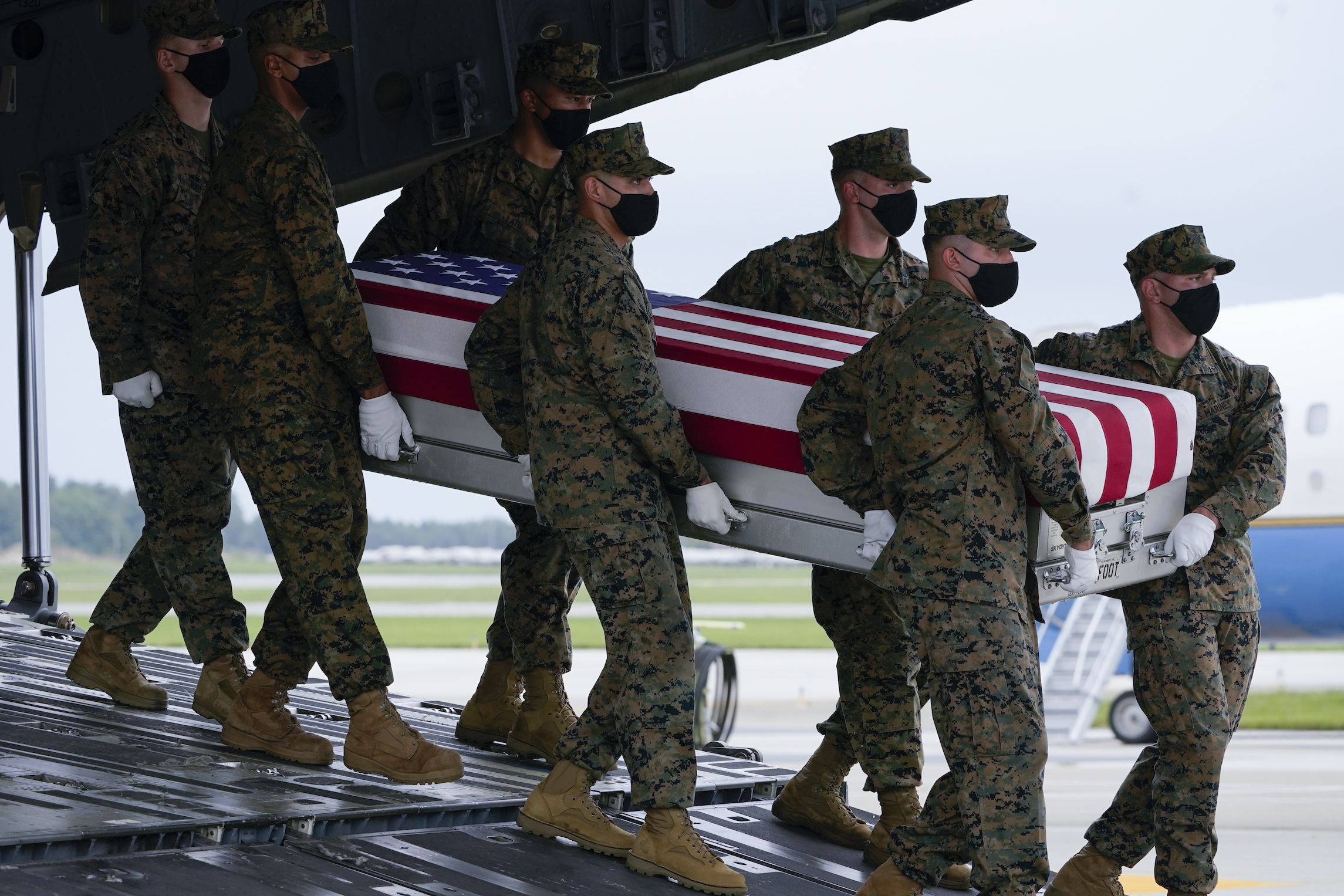 China will remember the Marines at the gate