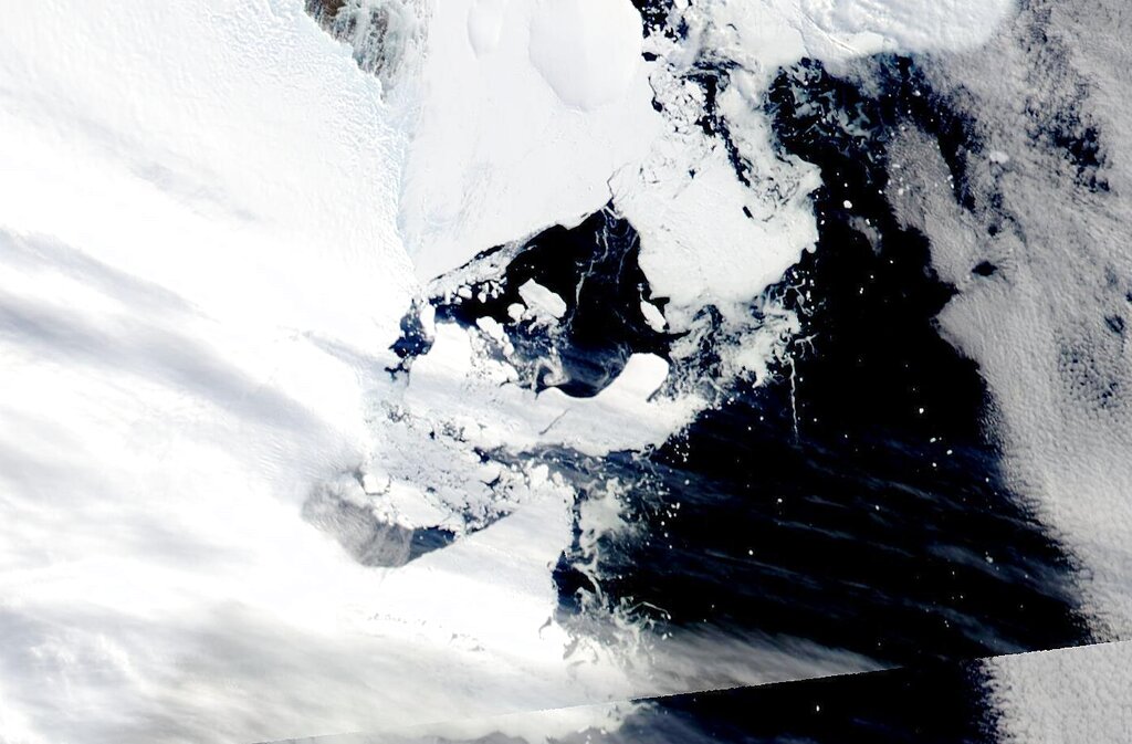 Ancient groundwater discovered deep below Antarctic ice