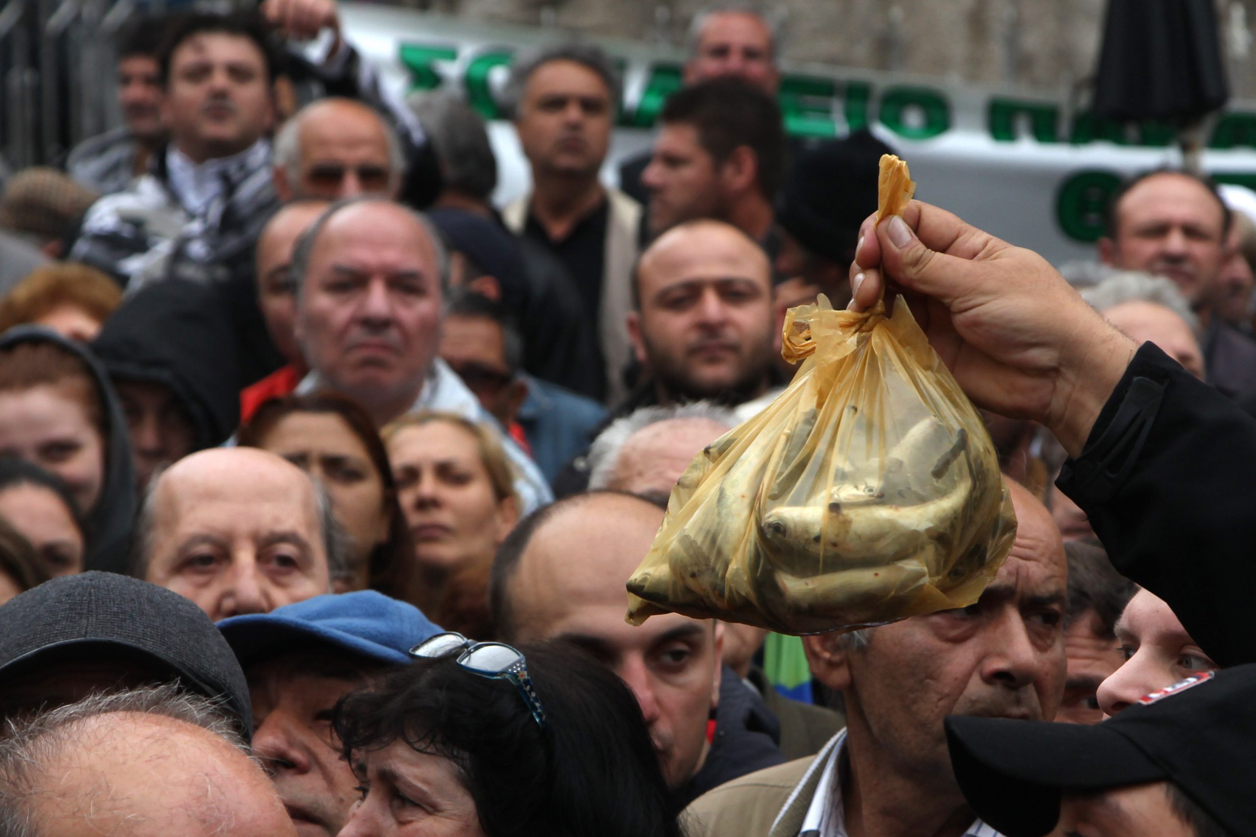 Greece expects higher budget surpluses