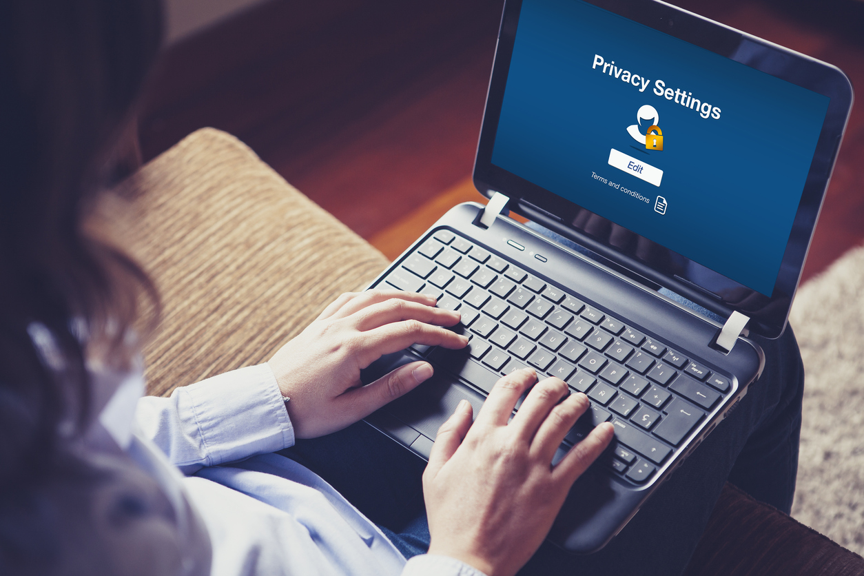 This email privacy bill is wildly popular. So, why won’t it pass?