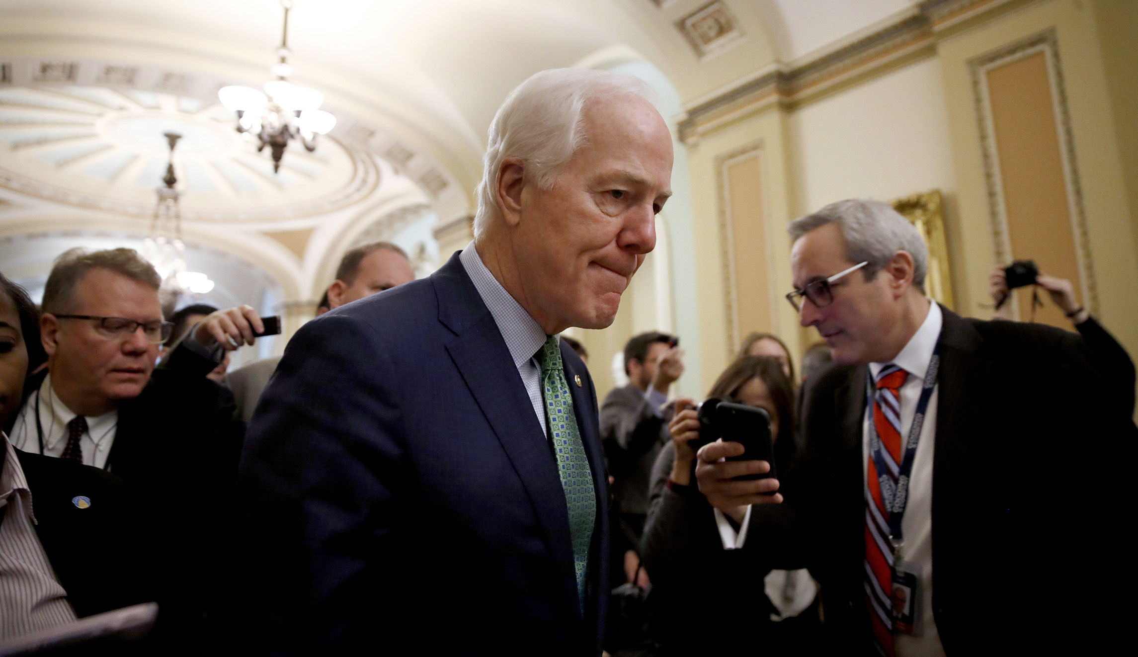 Senators agree on plan to write bipartisan immigration bill