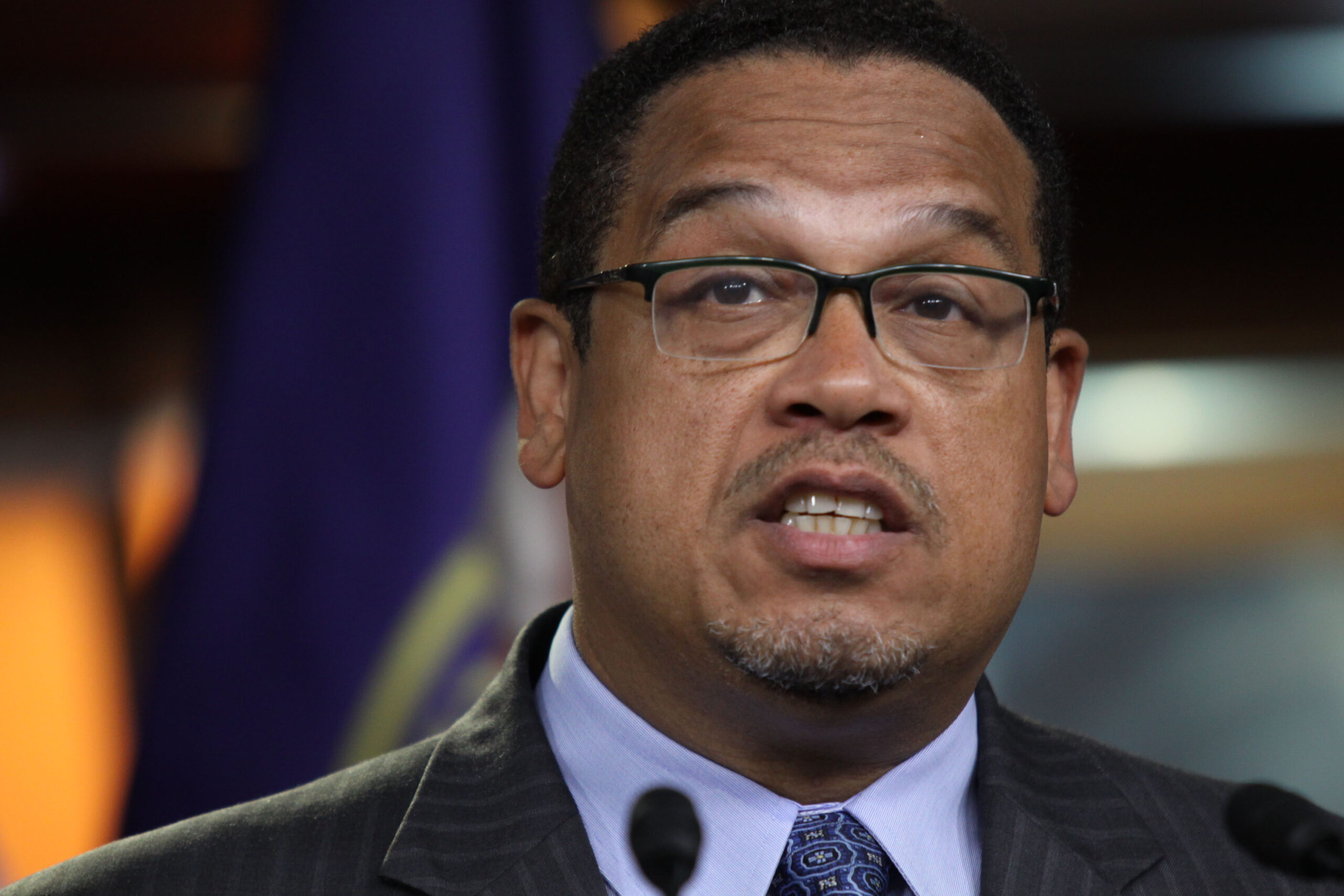 Sanders snags second House Dem endorsement