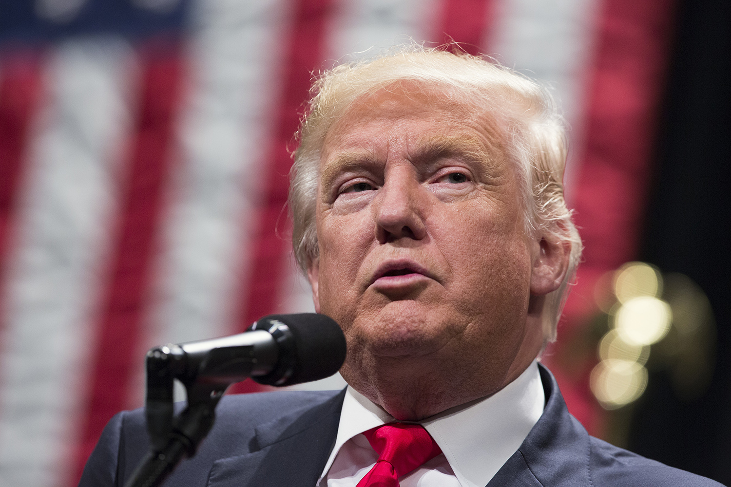 Trump: ‘There’s something going on’ with Clinton