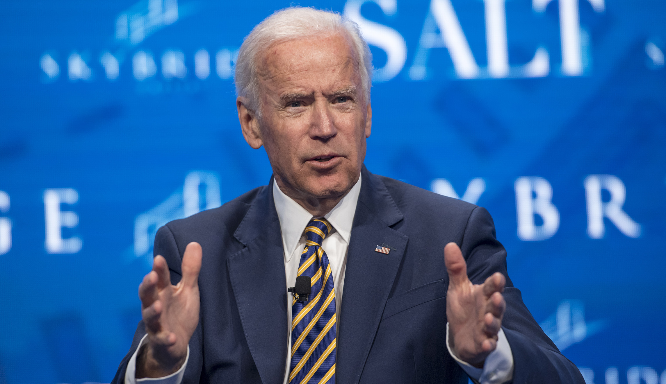 Federal judge extends suspension of Biden’s deportation freeze