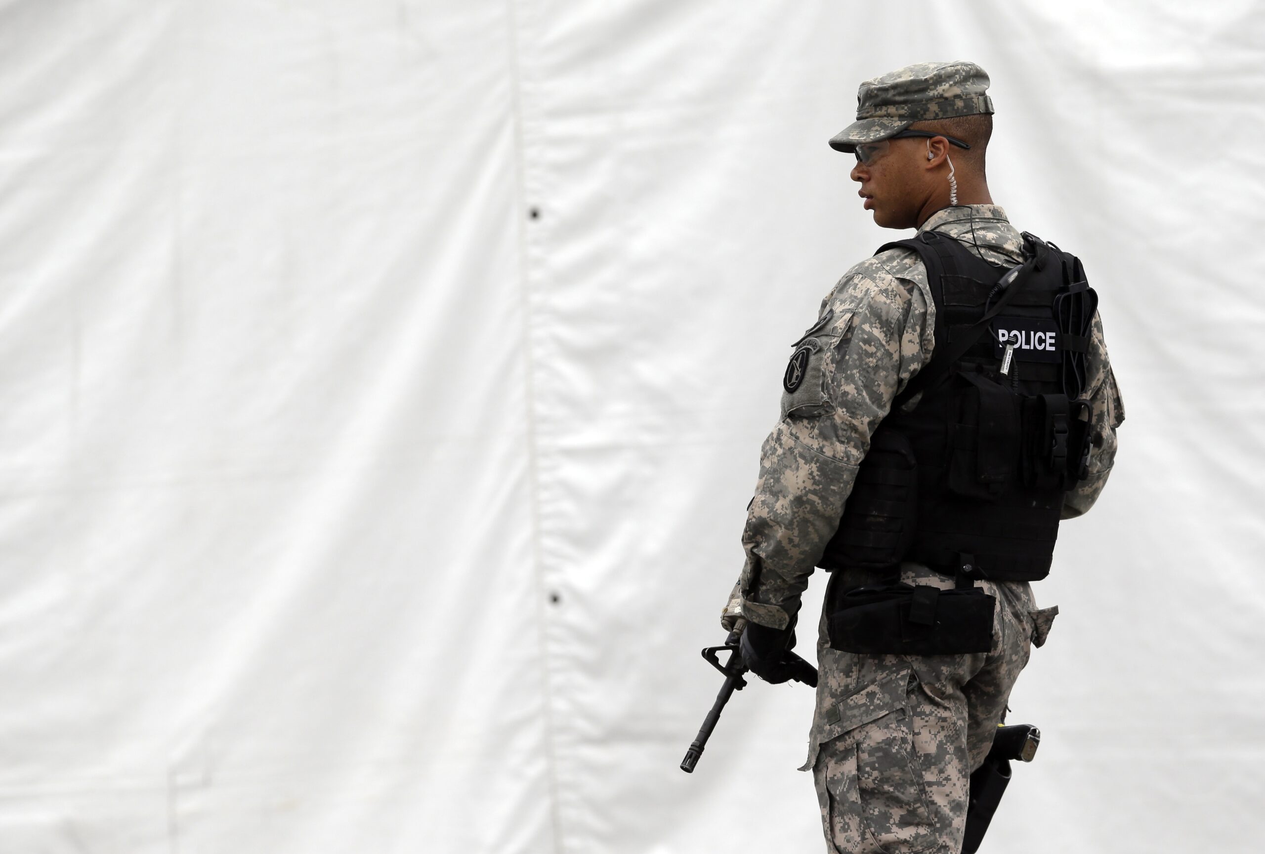 Prosecutor: Manning let secrets into enemy hands