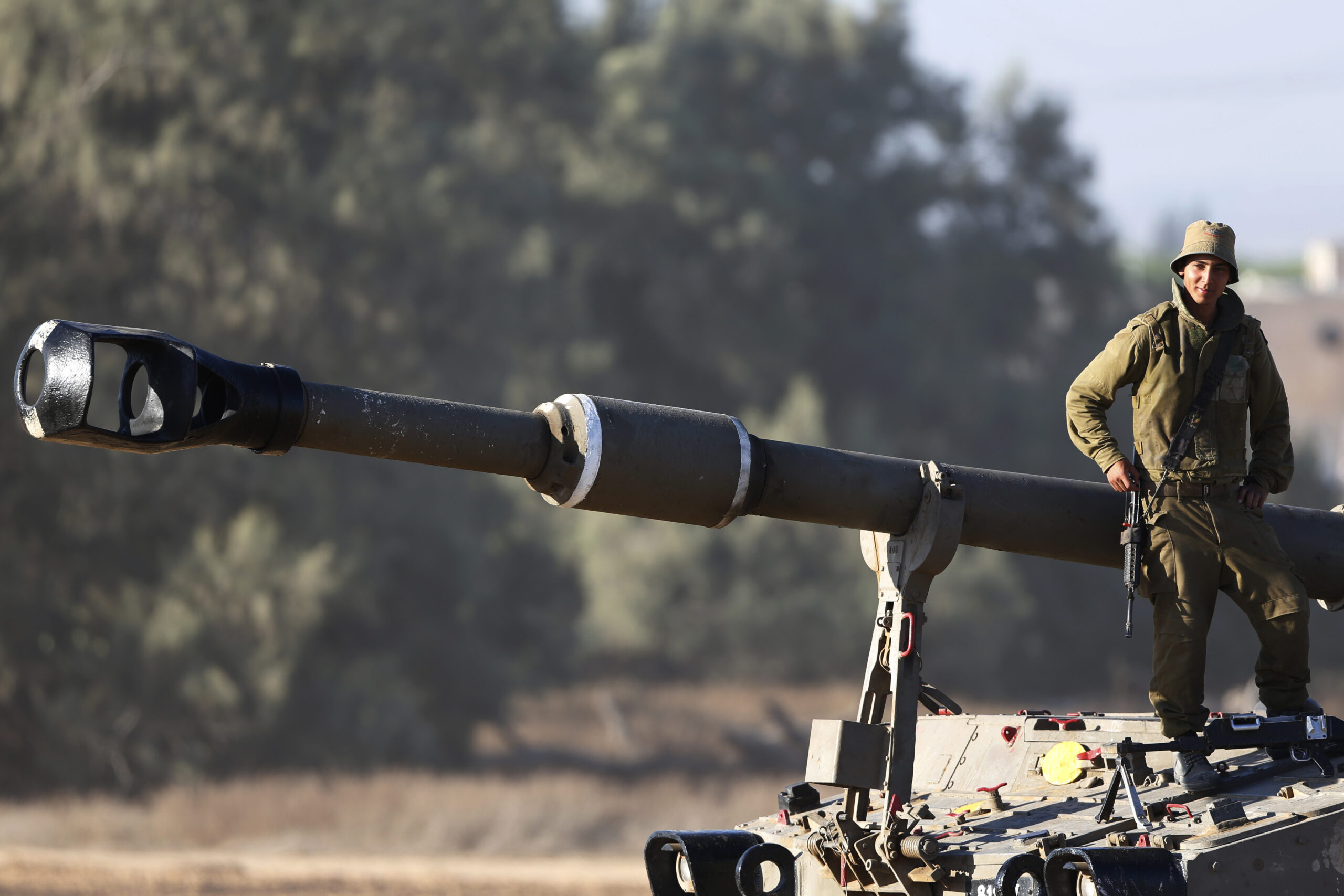 Palestinians draft UN resolution urging cease-fire