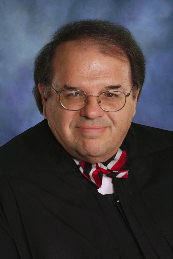 Judge who issued NSA ruling often bucks executive