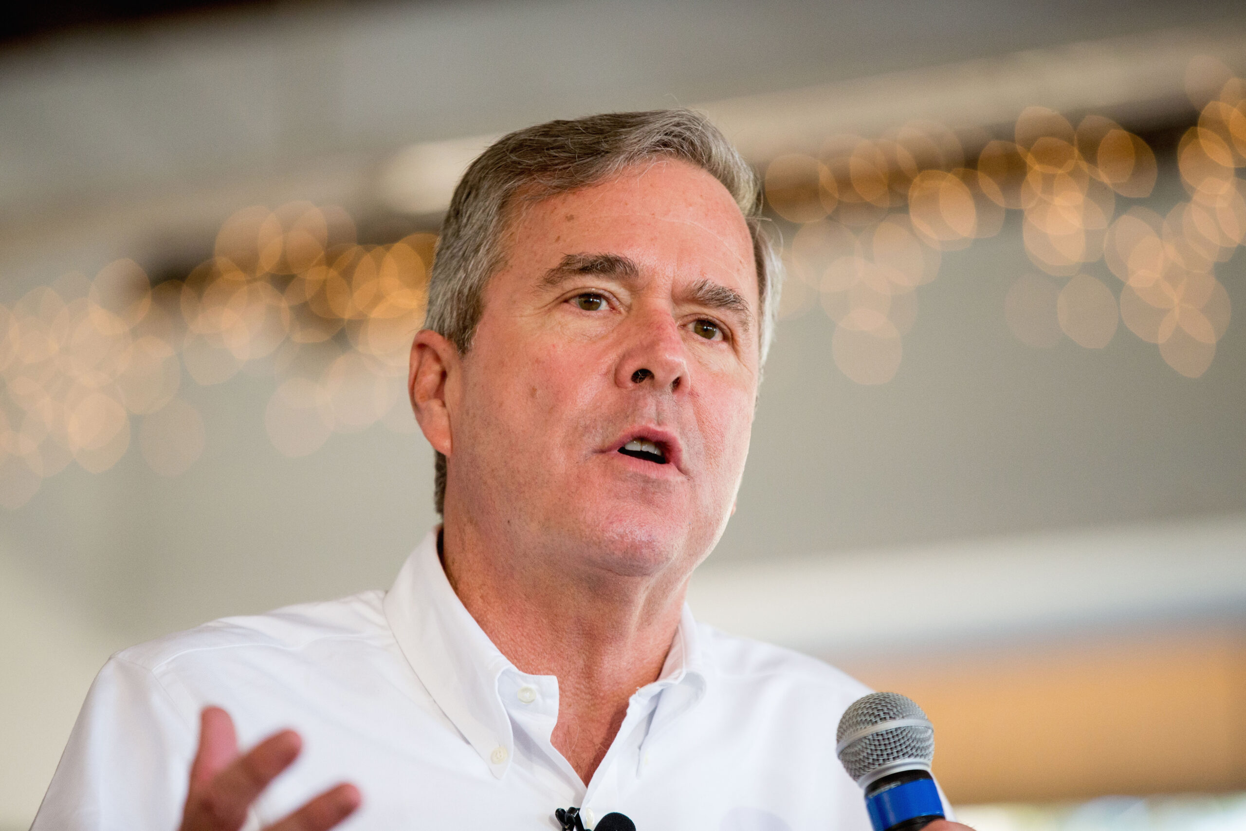 Bush: Pope shouldn’t be ‘interjecting himself’ into U.S. politics