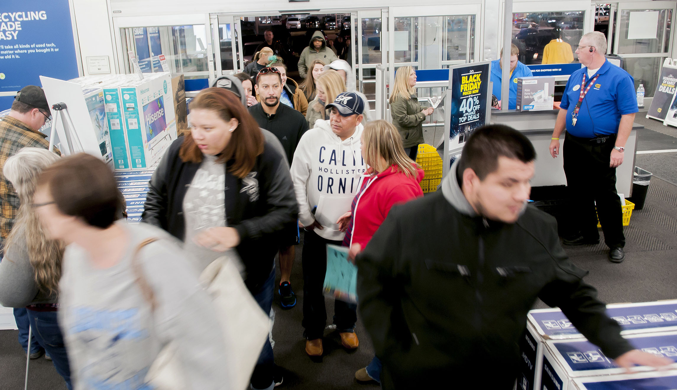 In the US and China, consumers want deals, not tariffs