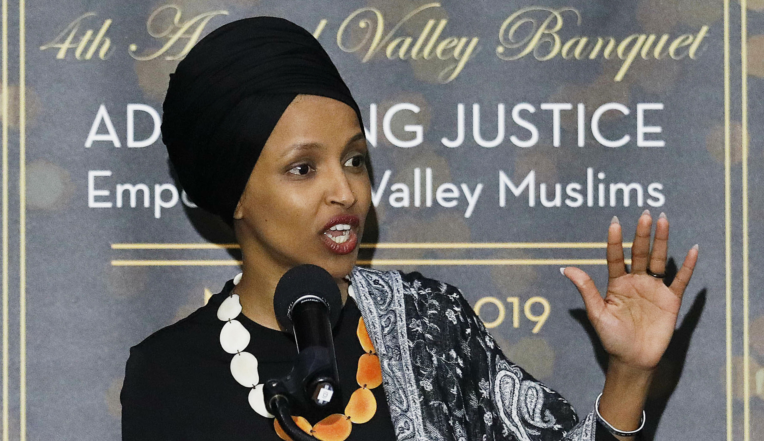 Ilhan Omar posts tweet tear after becoming AIPAC conference target