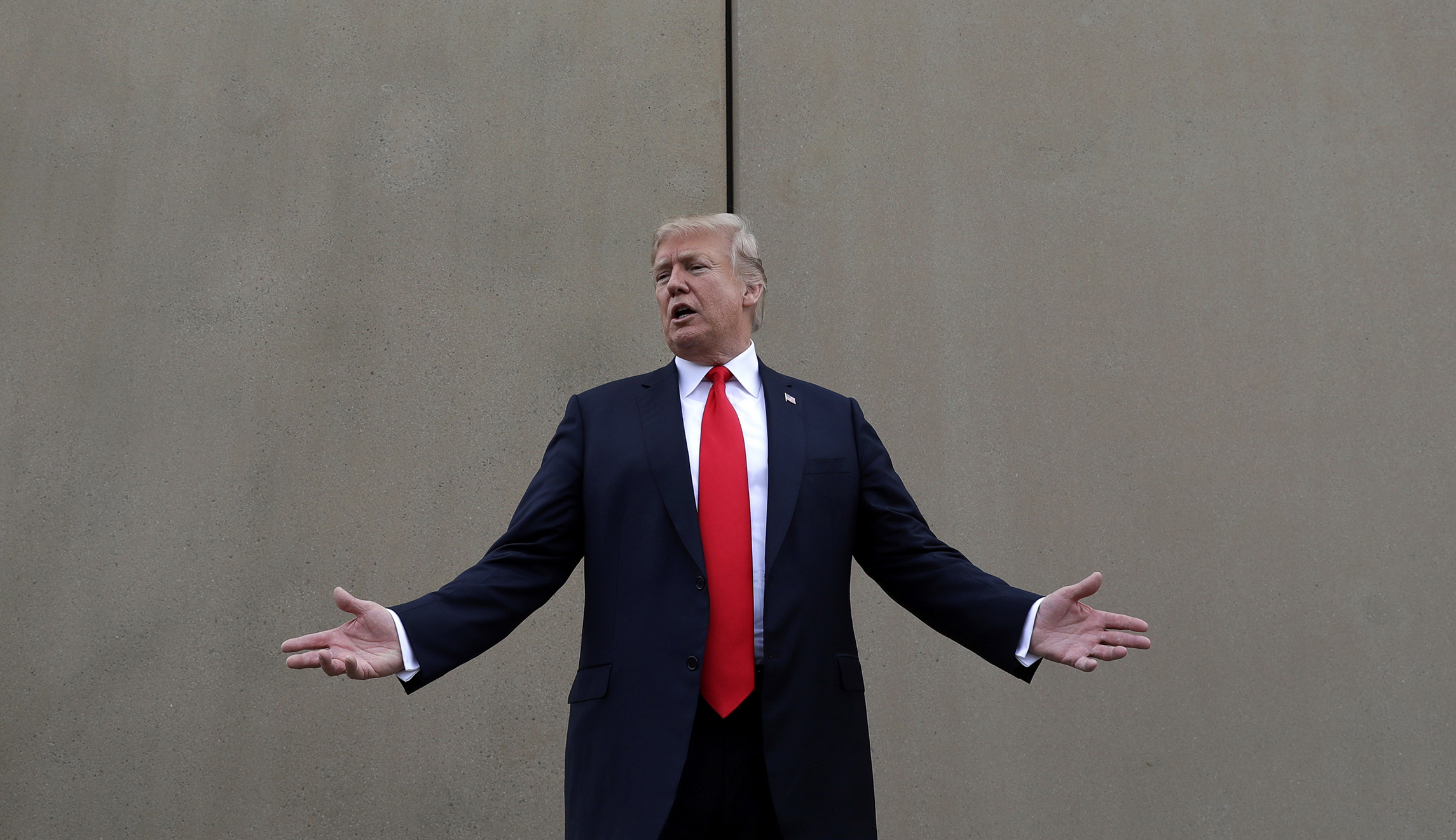 ‘A WALL is a WALL’: Trump mocks Congress for talking about fences, barriers