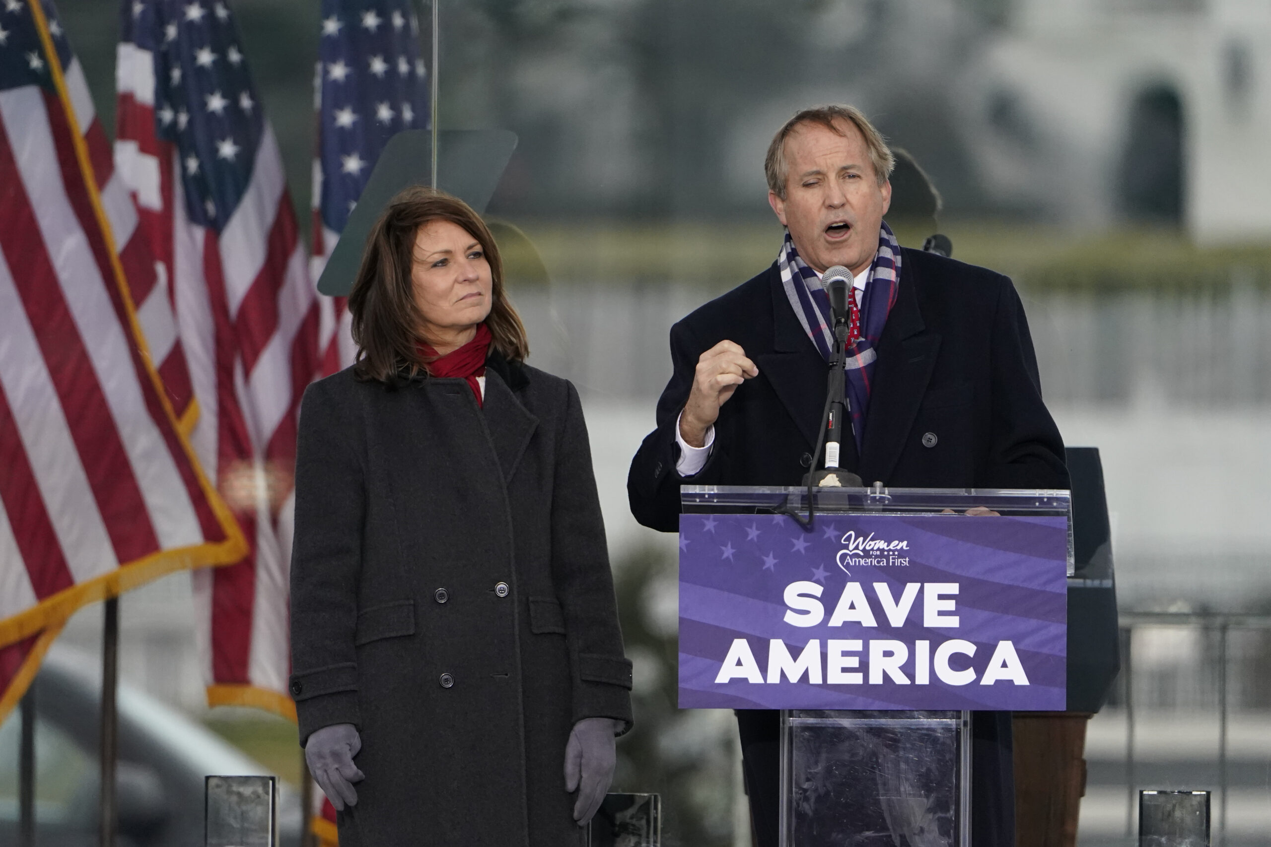 Ken Paxton sues Biden administration over 100-day deportation stoppage