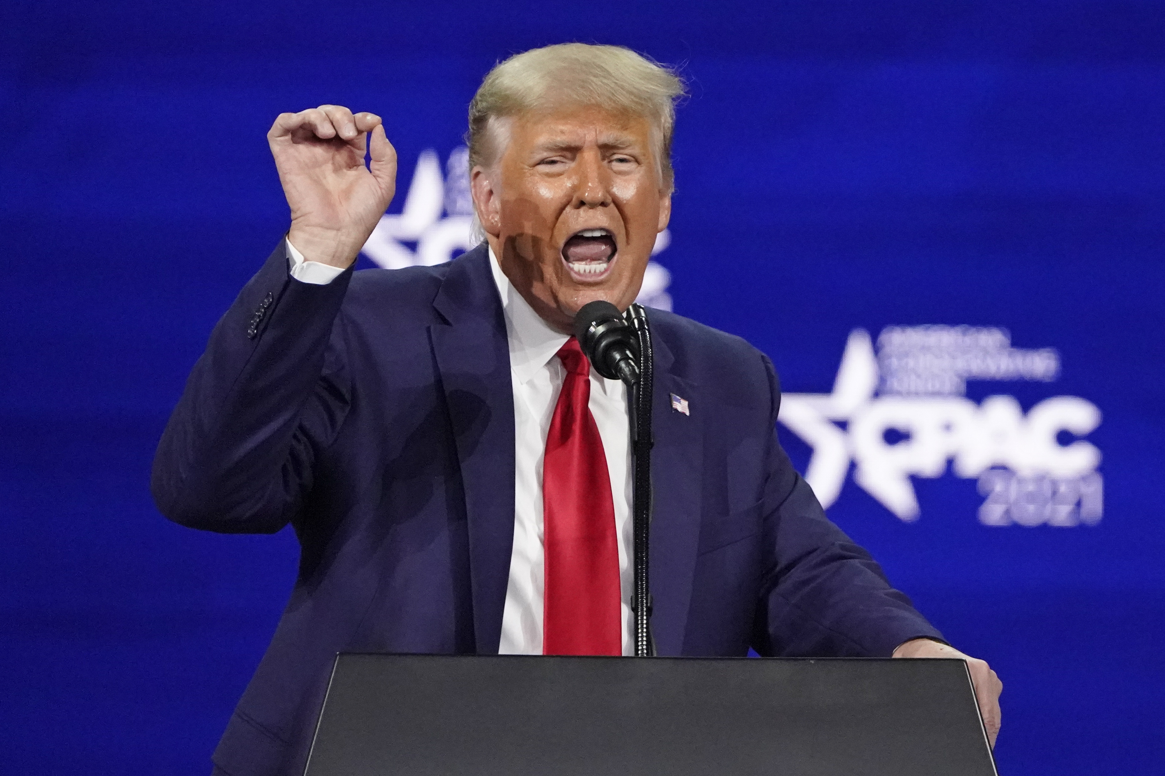 Trump steps up campaign-style attacks on Biden