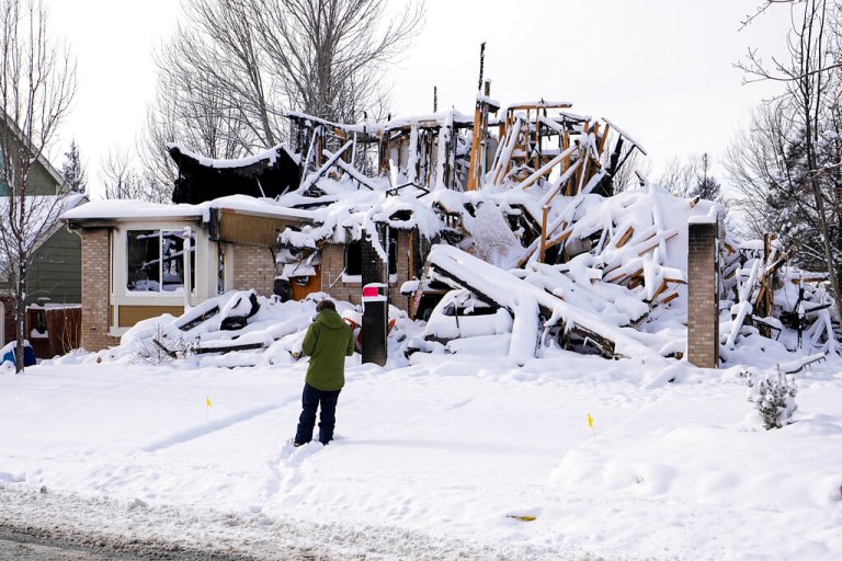 Three people missing, considered dead after Colorado wildfires