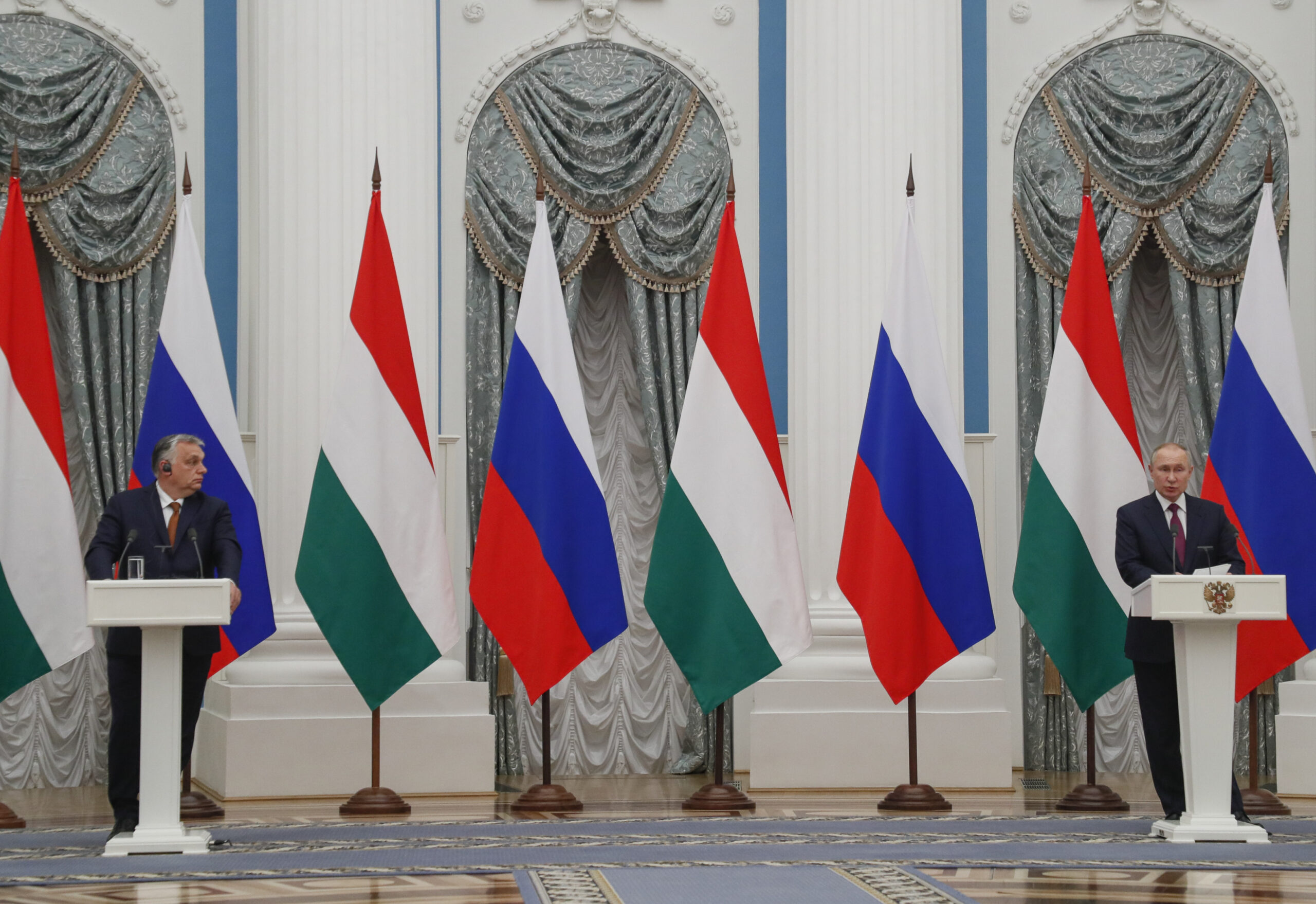 Mr. Orban goes to Moscow