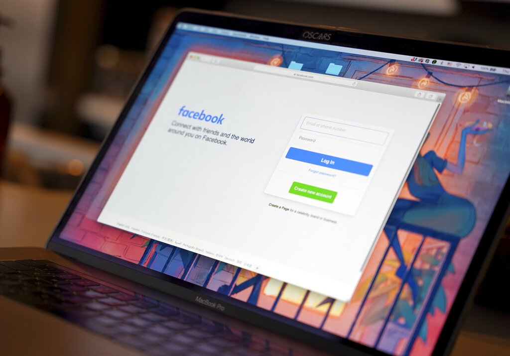 Facebook’s terms of service require collegiate reading comprehension: Study