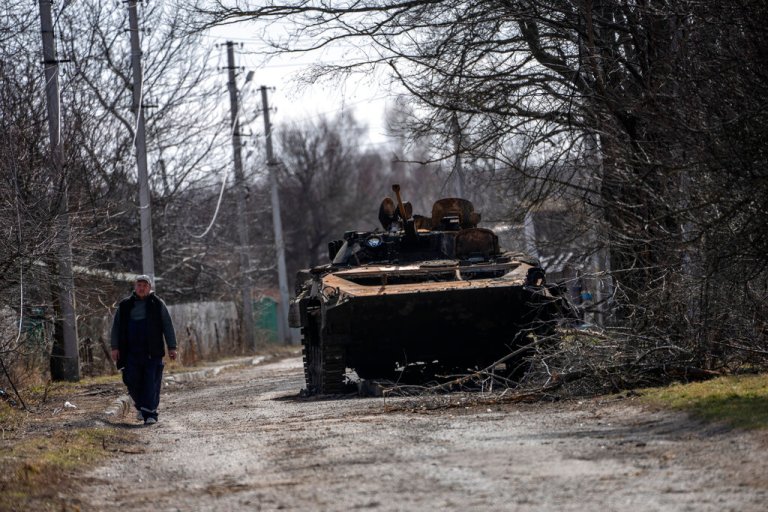 Pentagon: ‘Small numbers’ of Russian troops leaving Kyiv, ‘not a real withdrawal’