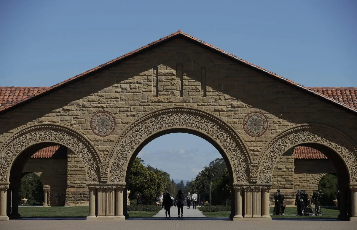 America and her universities need the government’s compact