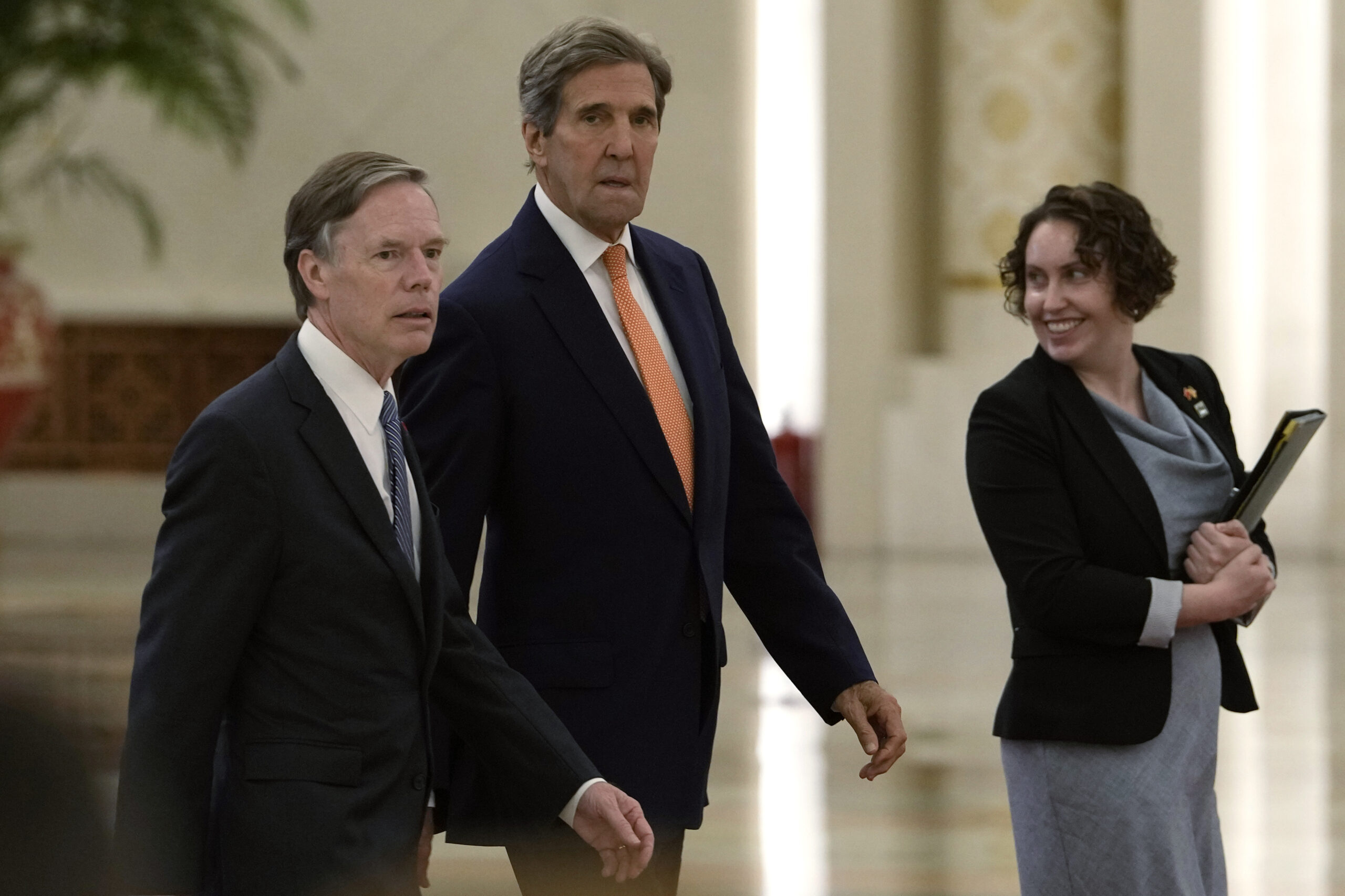 Kerry asks China to separate climate policy from other political tensions