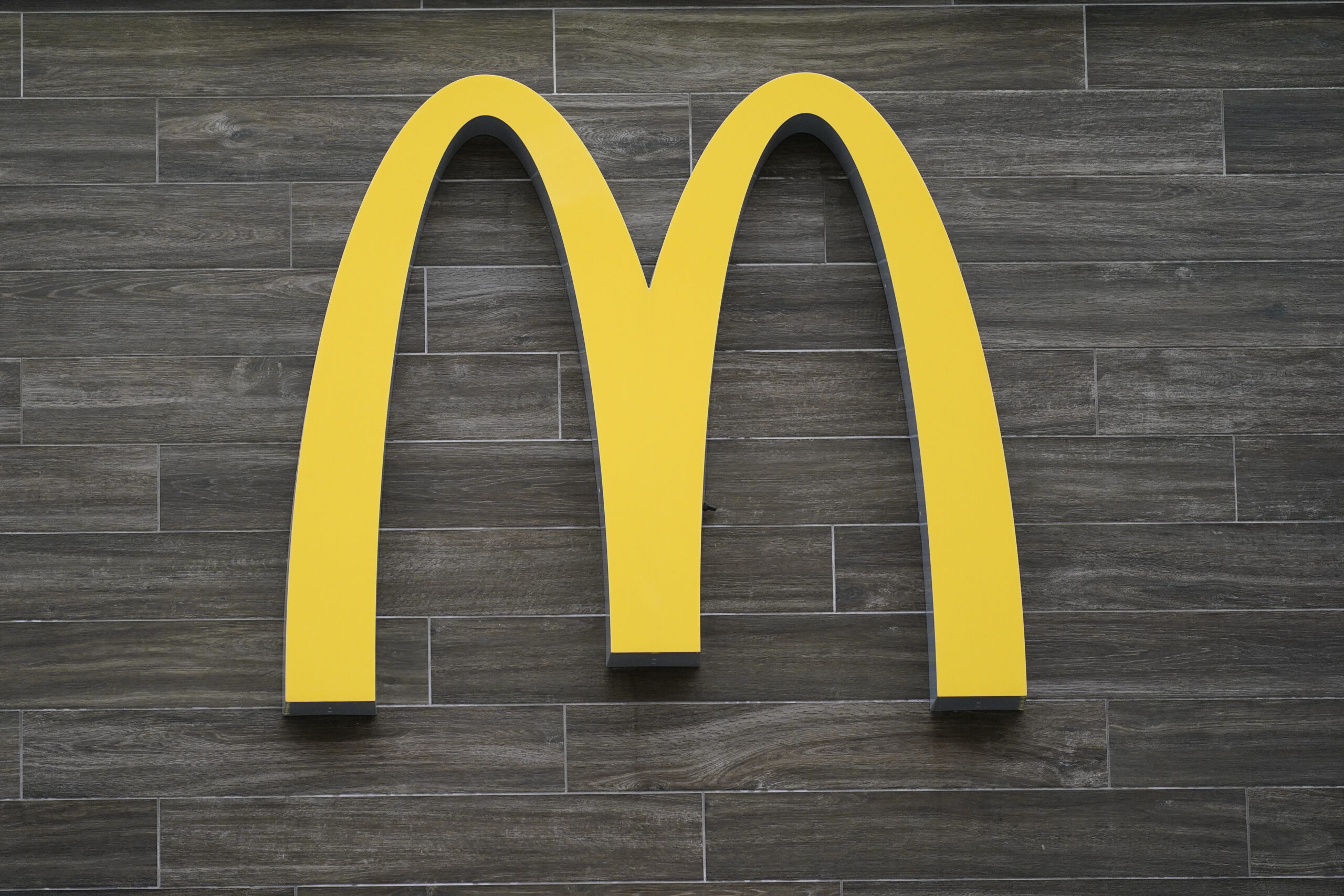 McDonald’s franchises in Louisiana and Texas penalized for illegally employing over 80 minors