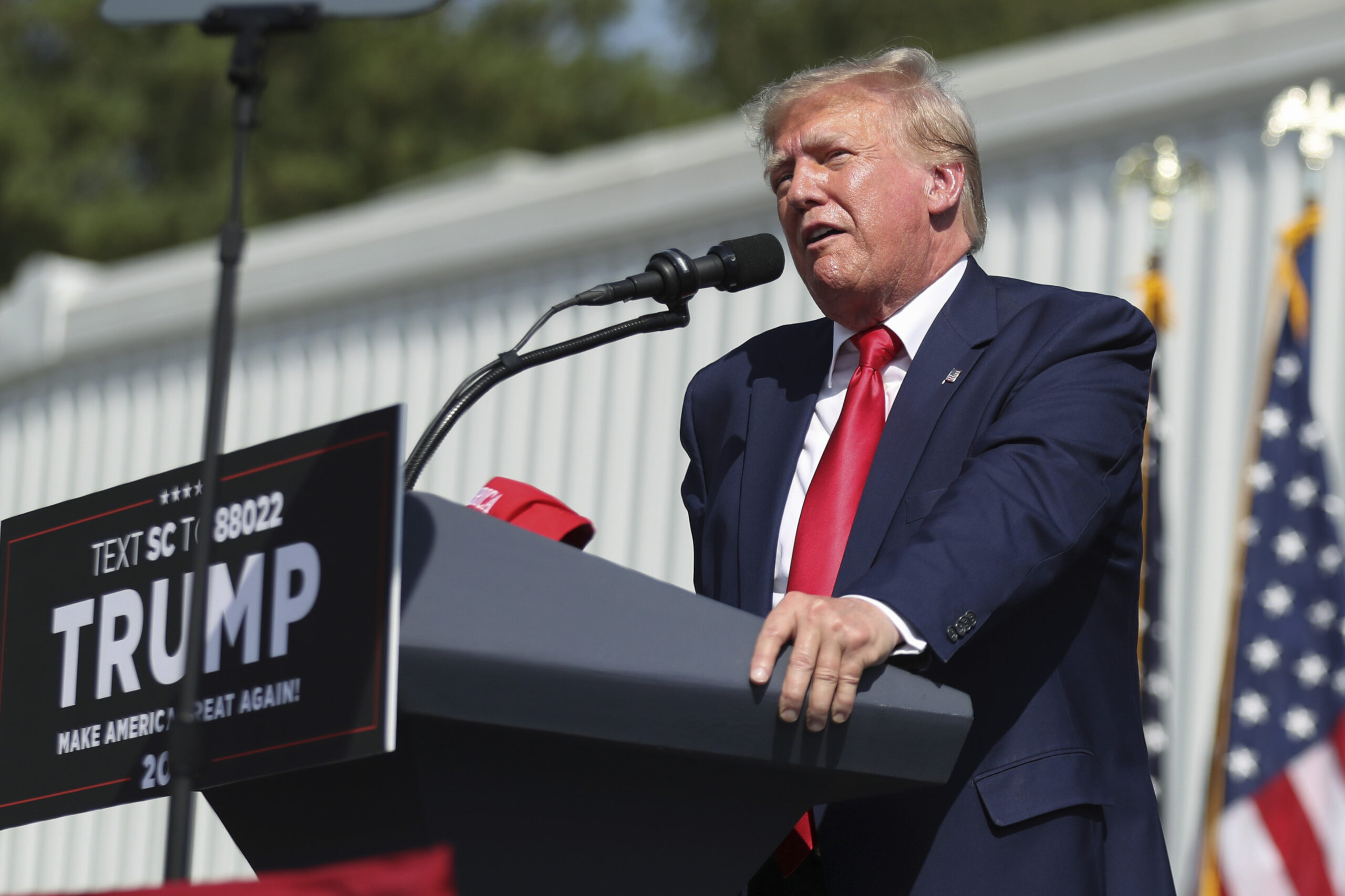 Trump claims First Amendment protection in response to lawsuit trying to remove him from Colorado ballot